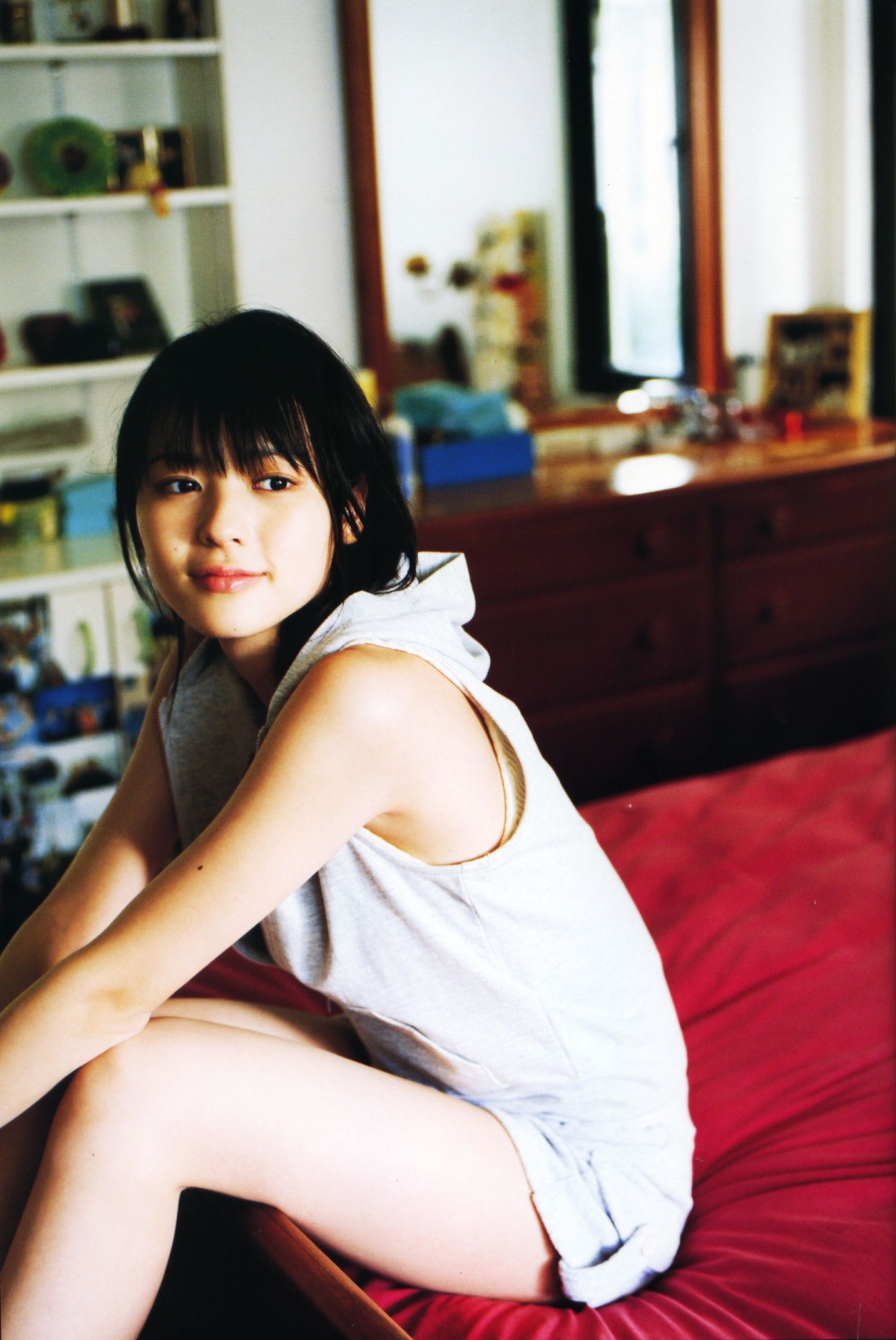 矢島舞美《Sousola》 [PhotoBook]