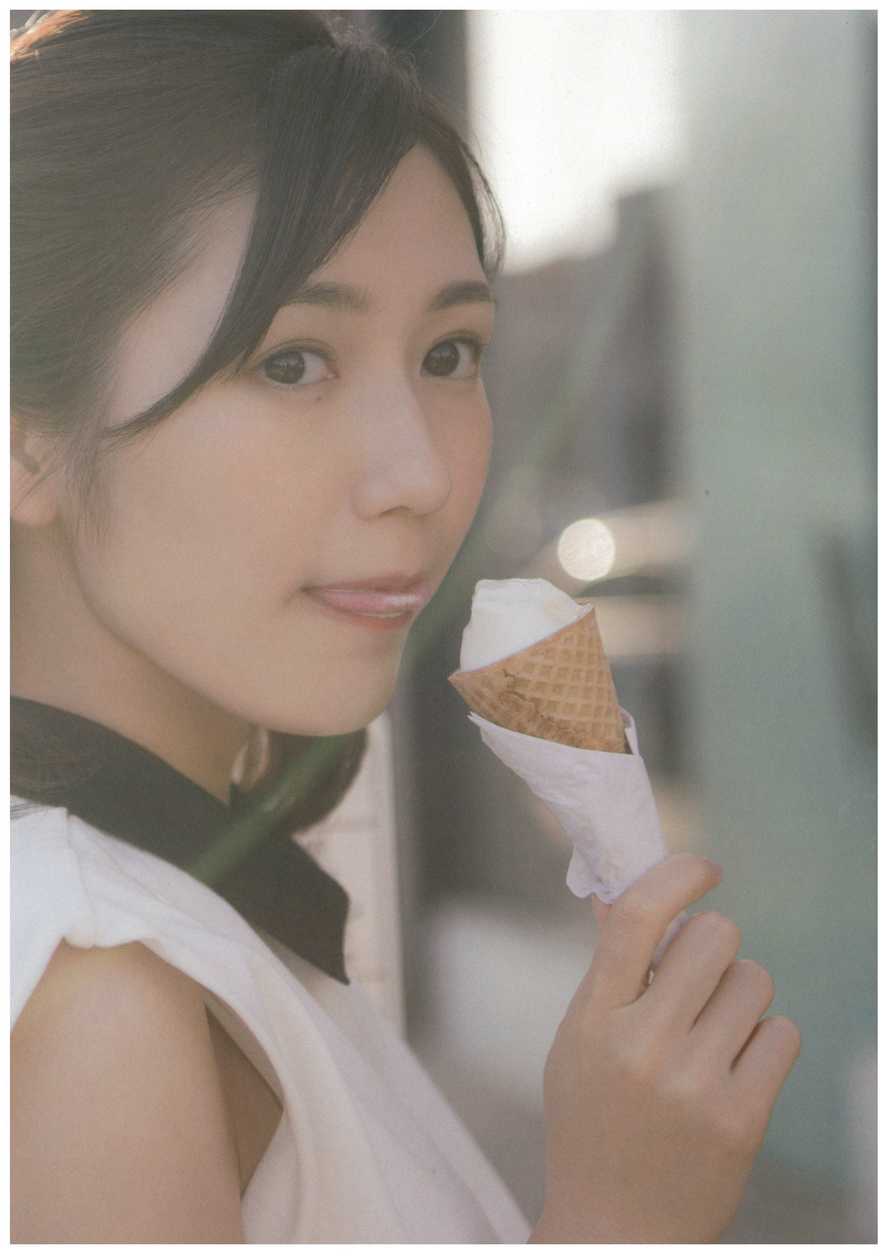 渡辺麻友『知らないうちに』 [PhotoBook]