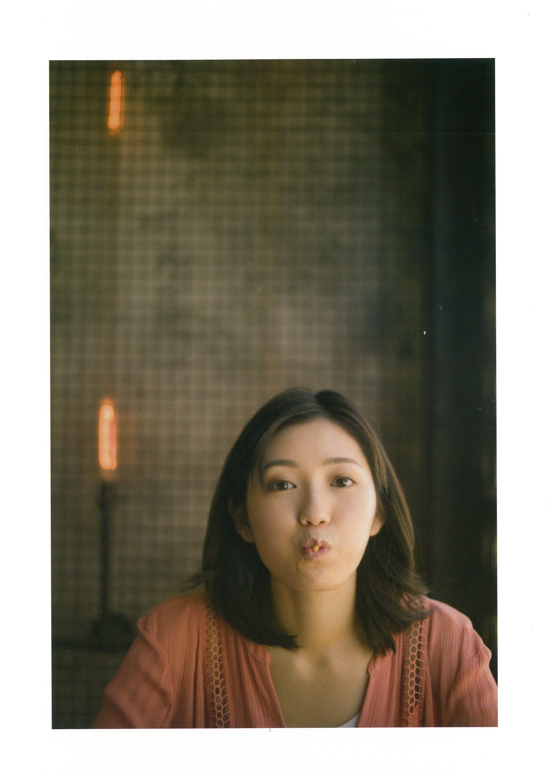 渡辺麻友『知らないうちに』 [PhotoBook]