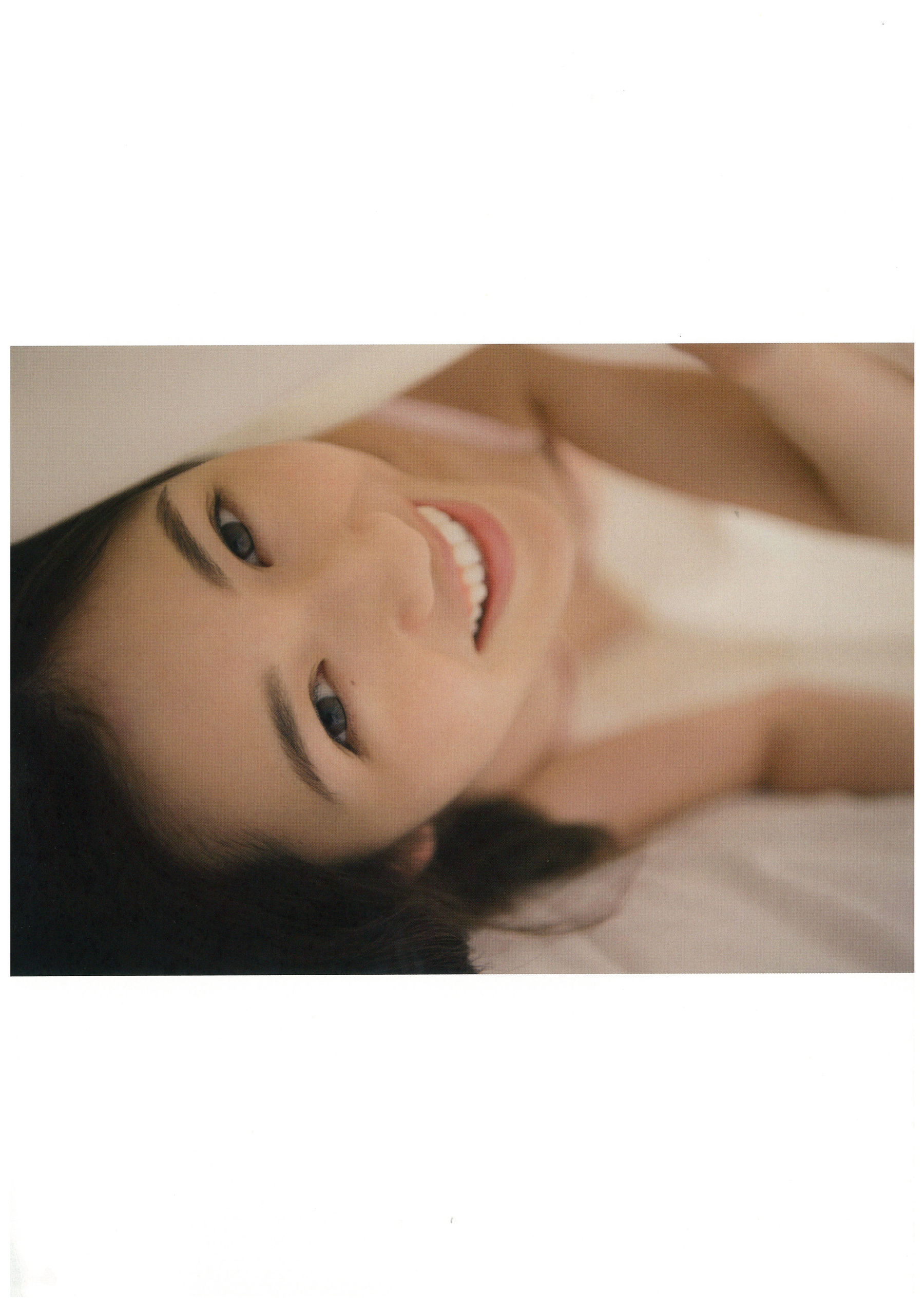 渡辺麻友『知らないうちに』 [PhotoBook]