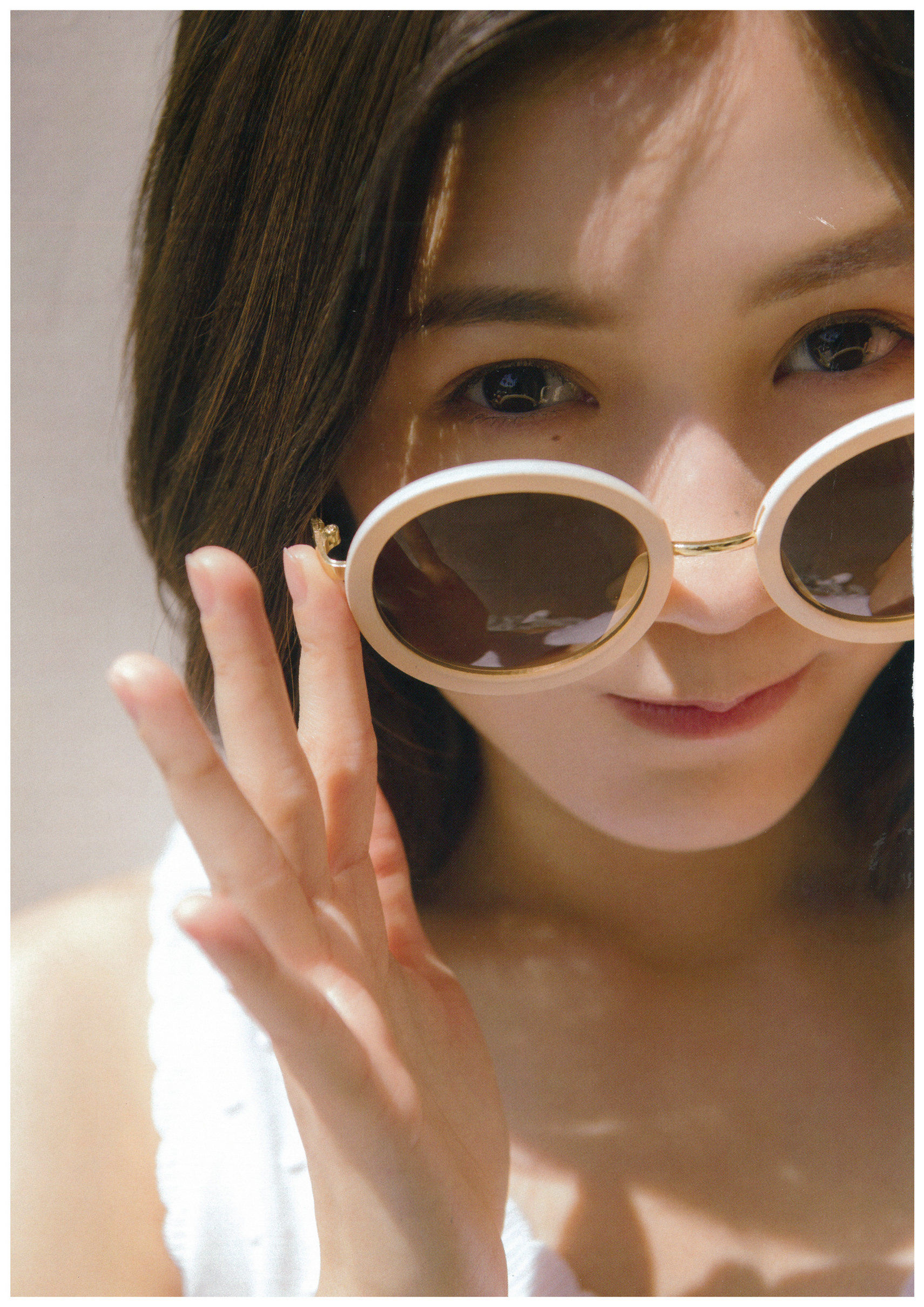 渡辺麻友『知らないうちに』 [PhotoBook]