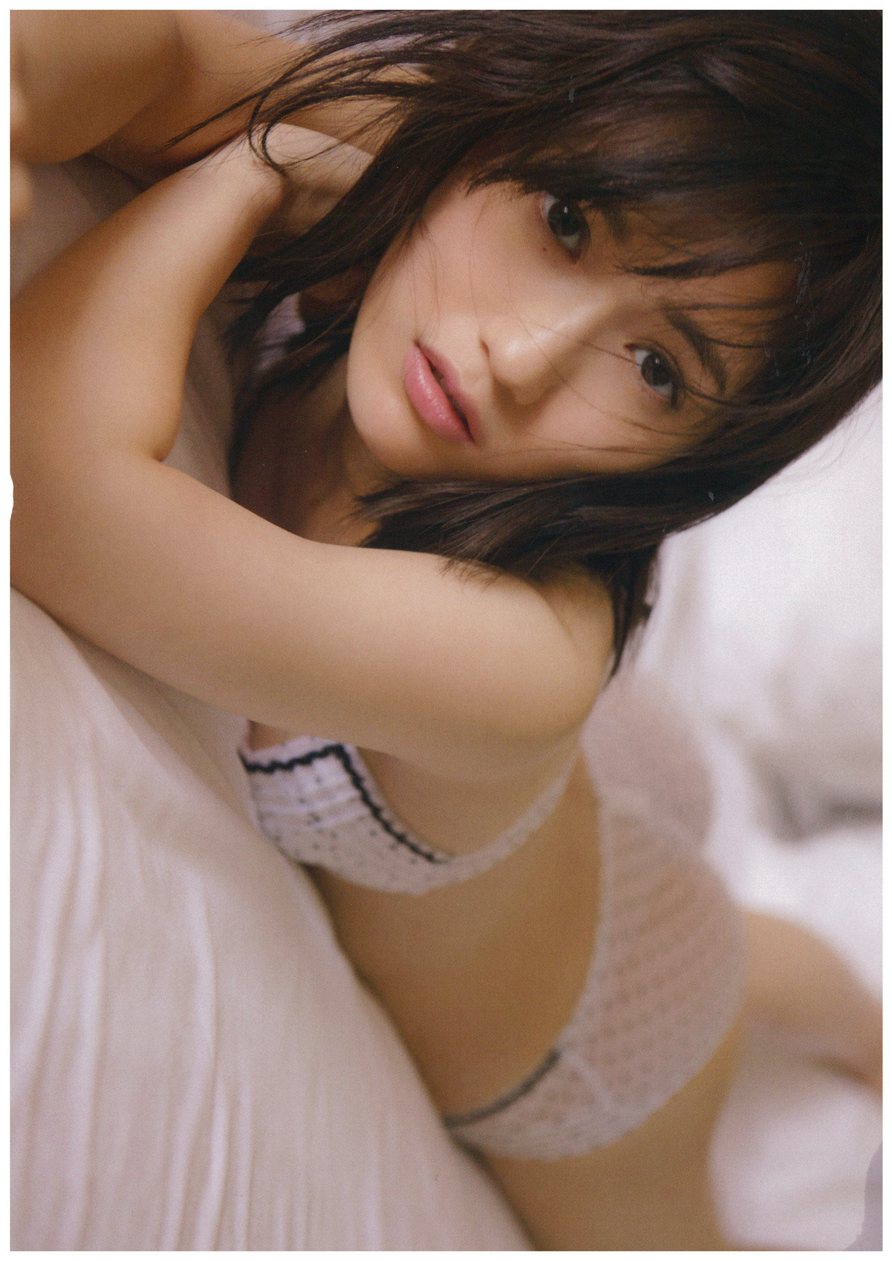 渡辺麻友『知らないうちに』 [PhotoBook]