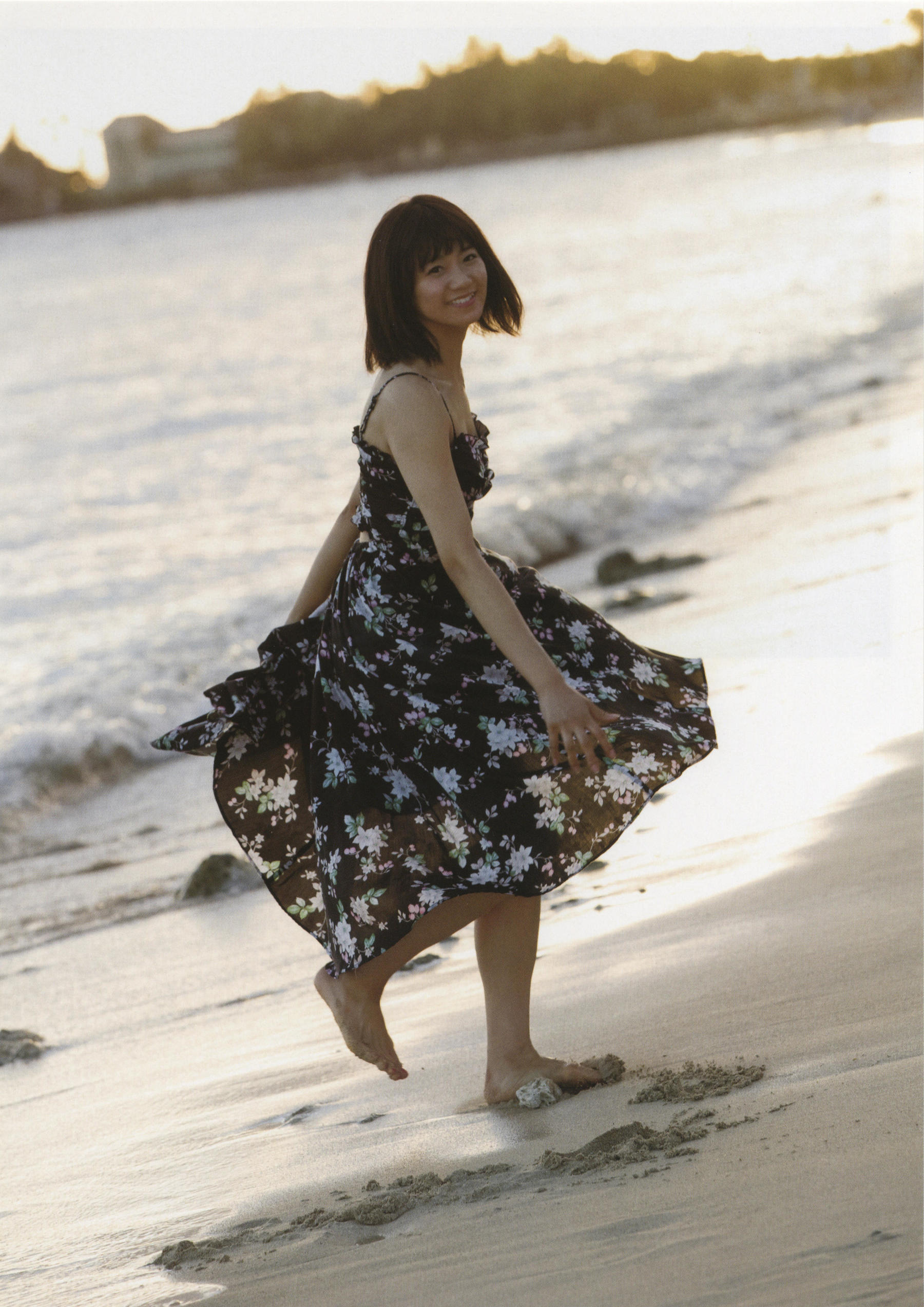 星名美怜「MIREITOPIA」 [PhotoBook]