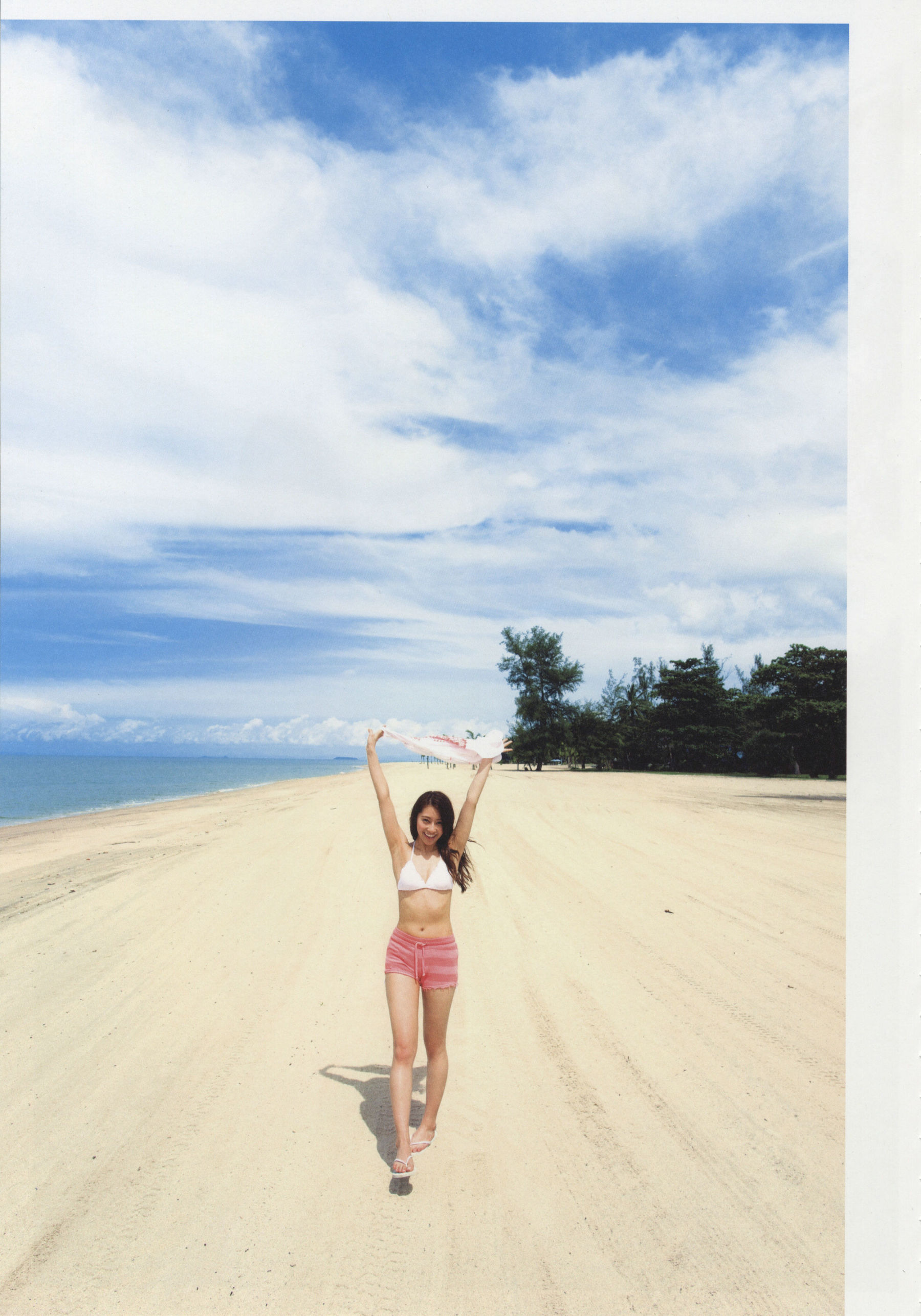 桜井玲香《自由ということ》 [PhotoBook]
