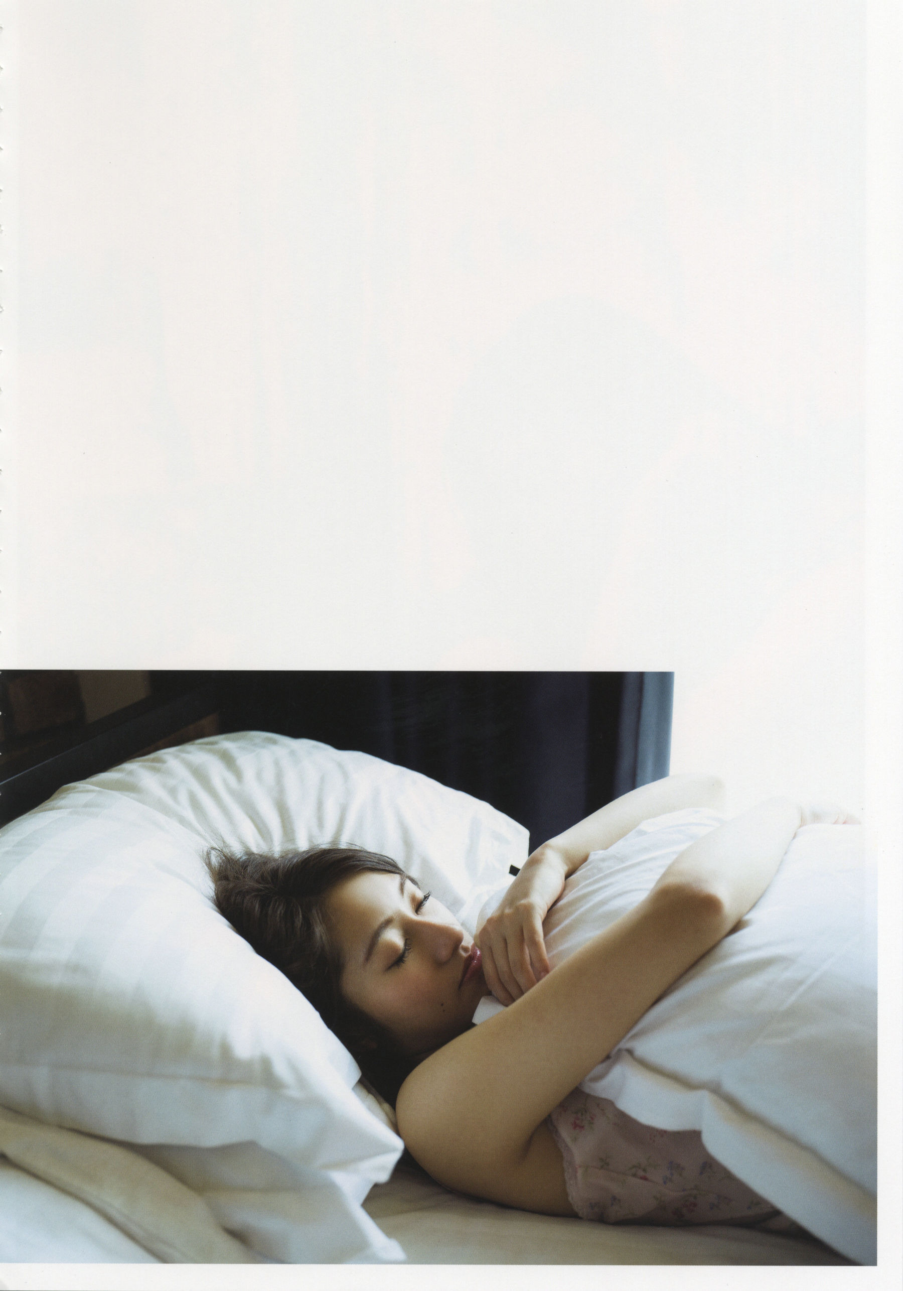 桜井玲香《自由ということ》 [PhotoBook]