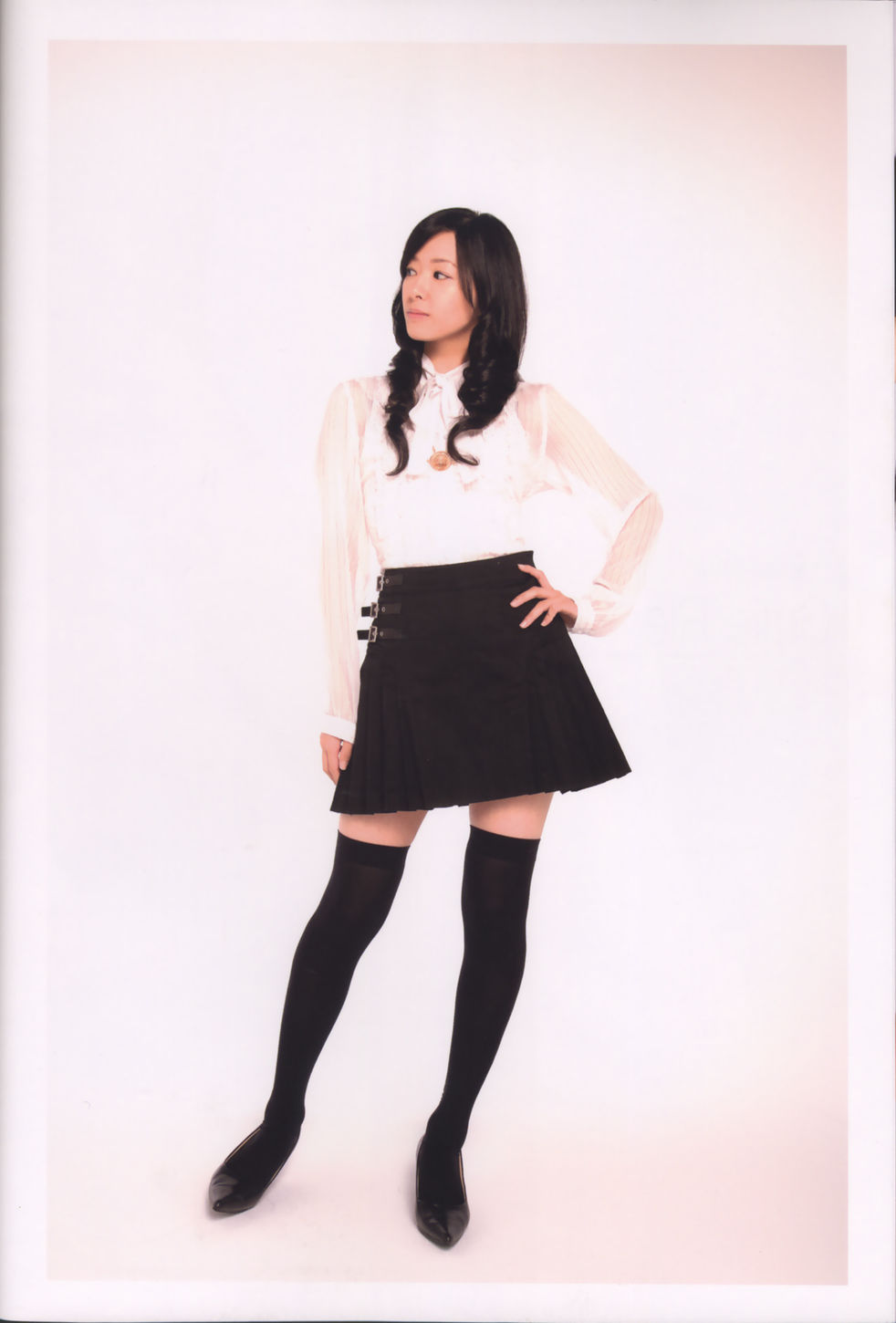 田中理惠《彩リエ Irodo Ri E》 [PhotoBook]