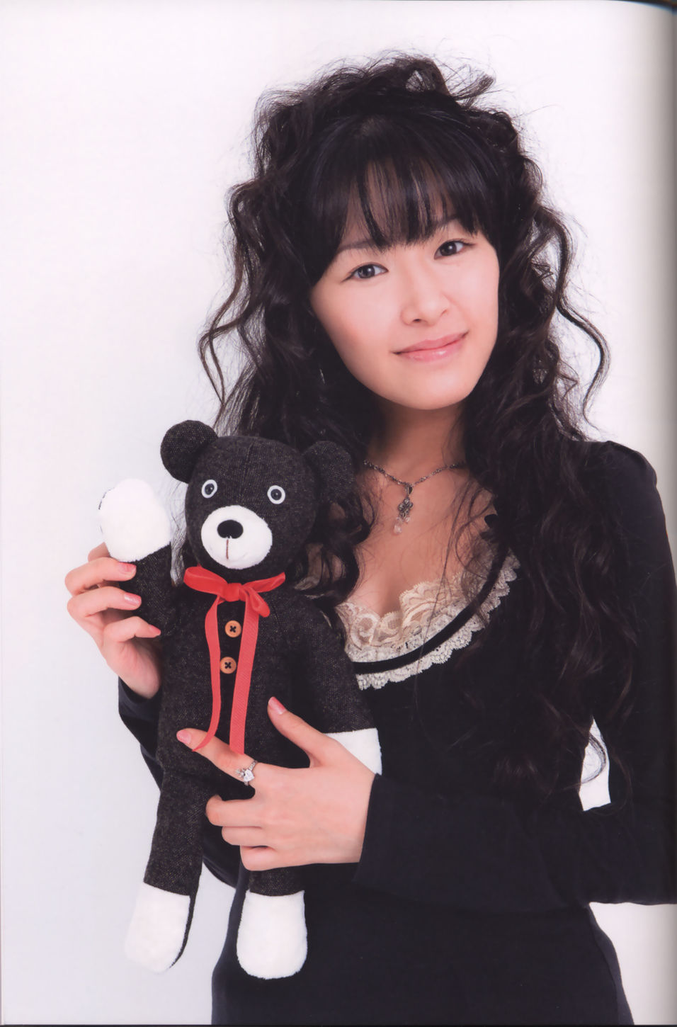 田中理惠《彩リエ Irodo Ri E》 [PhotoBook]