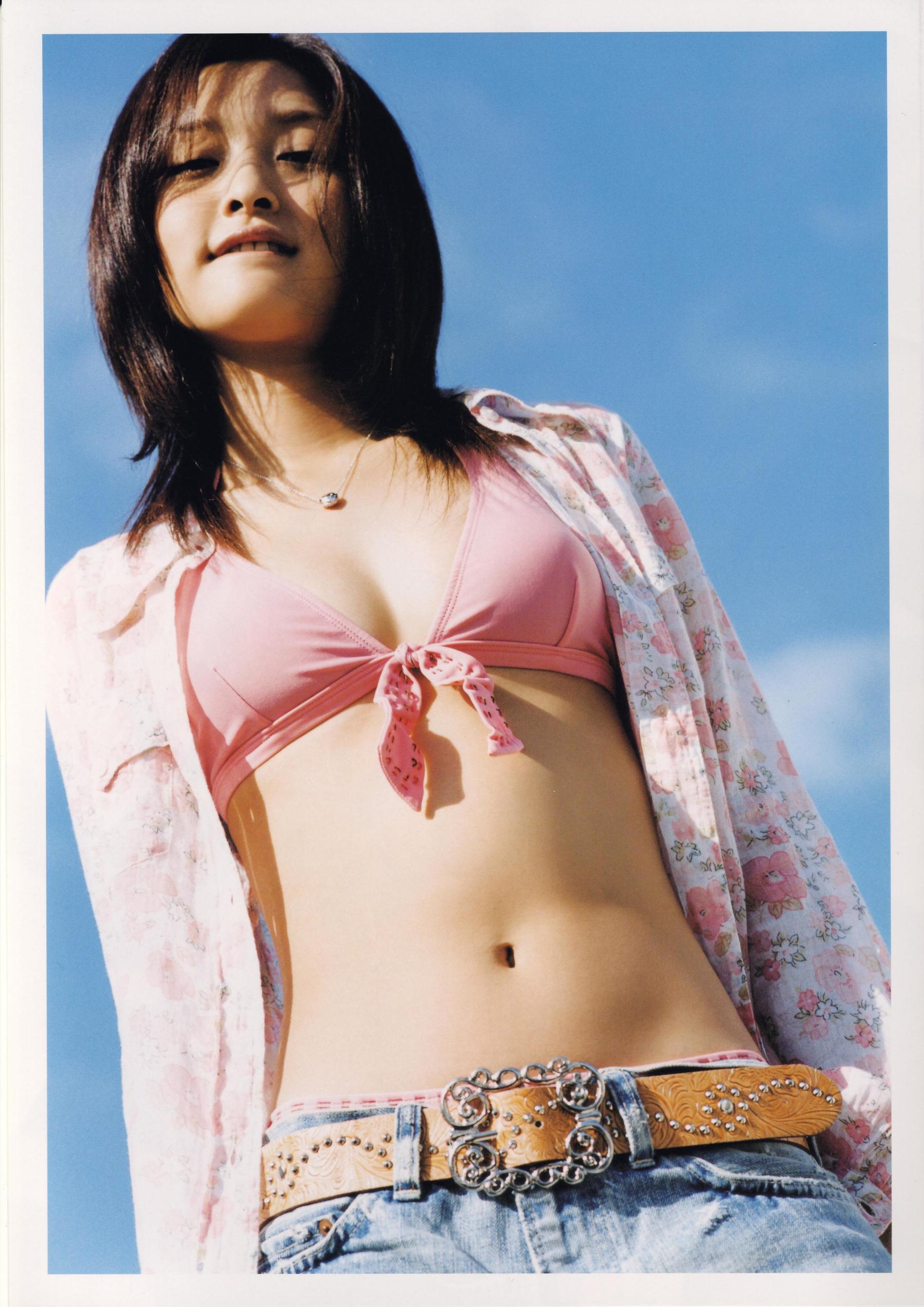 石川梨華《Hana bi 華美》 [PhotoBook]