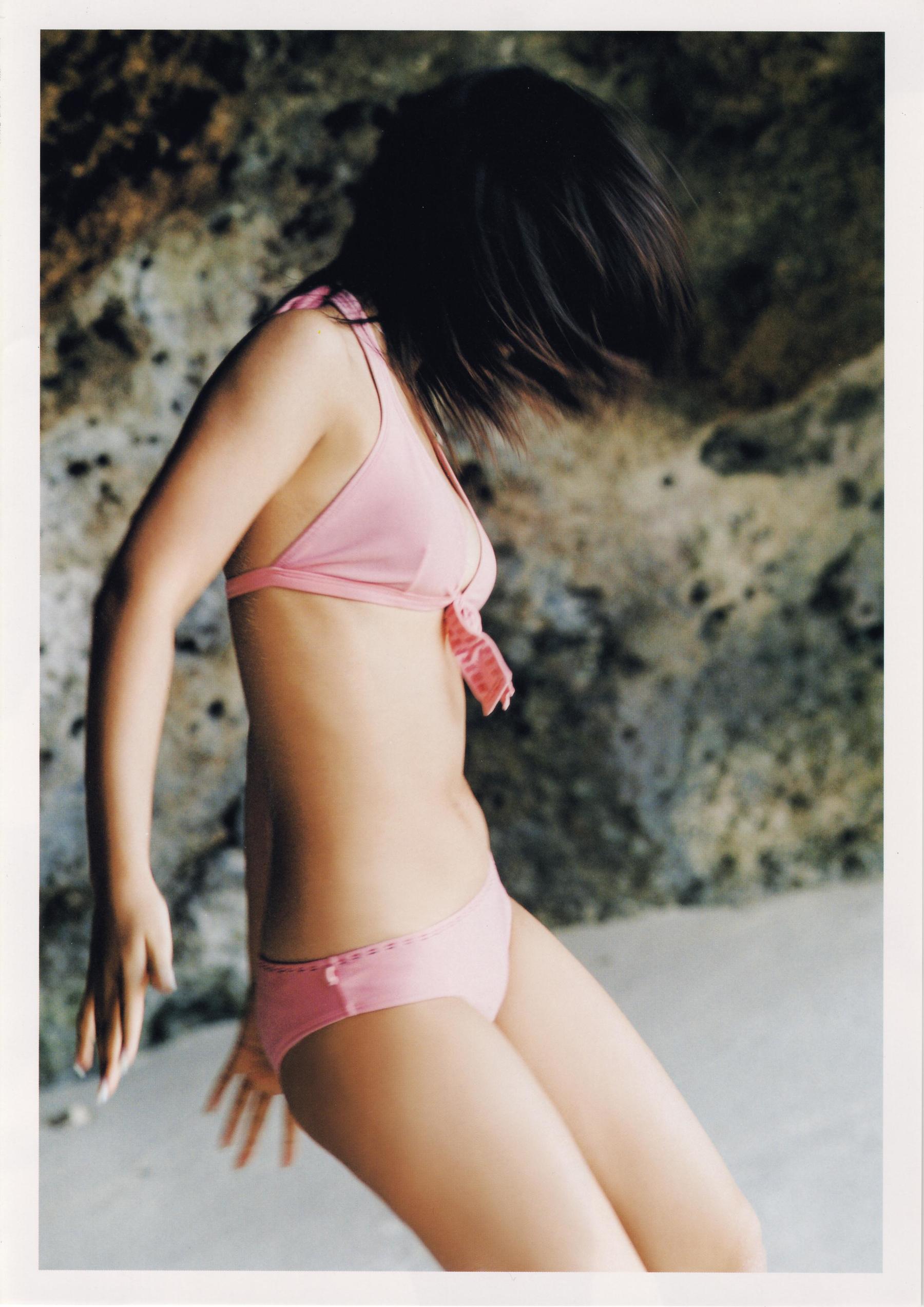 石川梨華《Hana bi 華美》 [PhotoBook]
