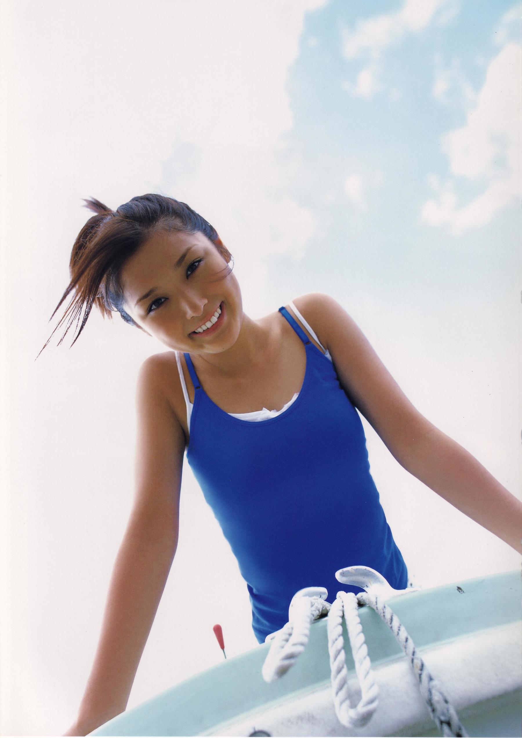 石川梨華《Hana bi 華美》 [PhotoBook]