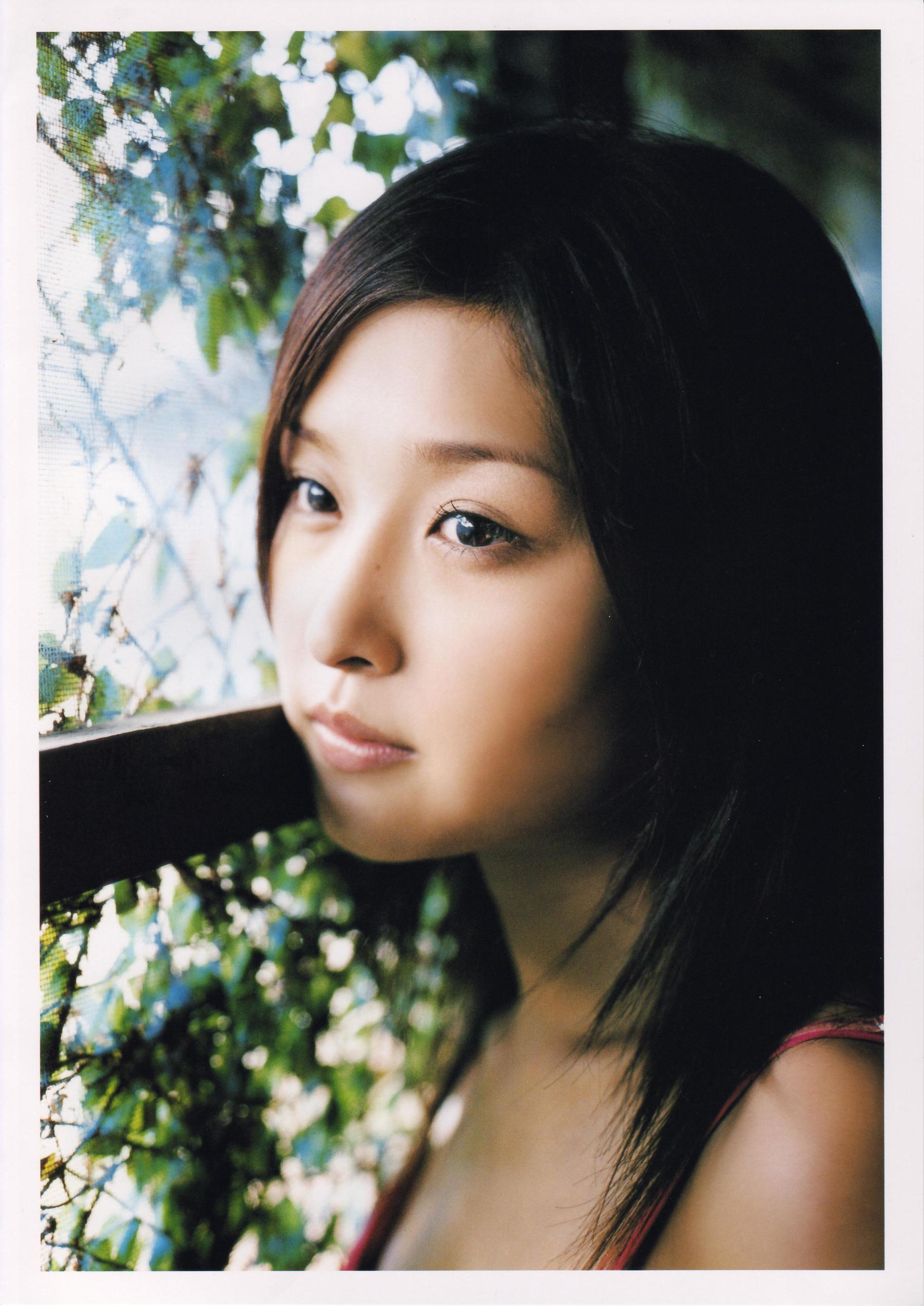 石川梨華《Hana bi 華美》 [PhotoBook]