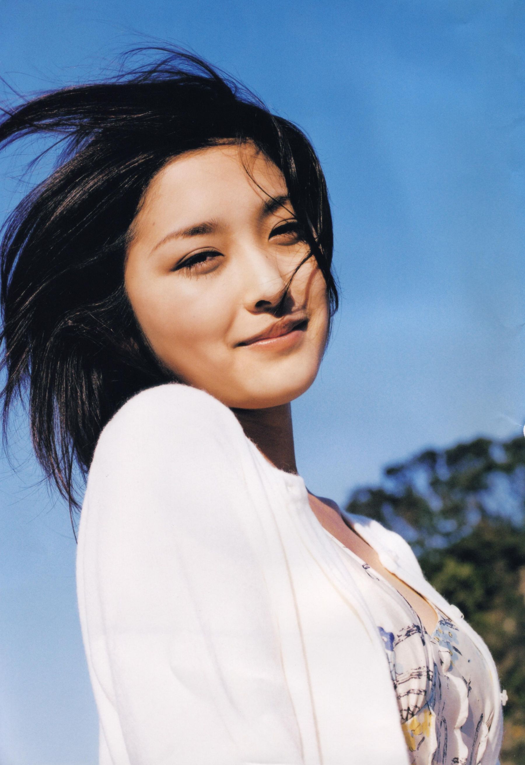 石川梨華《Hana bi 華美》 [PhotoBook]