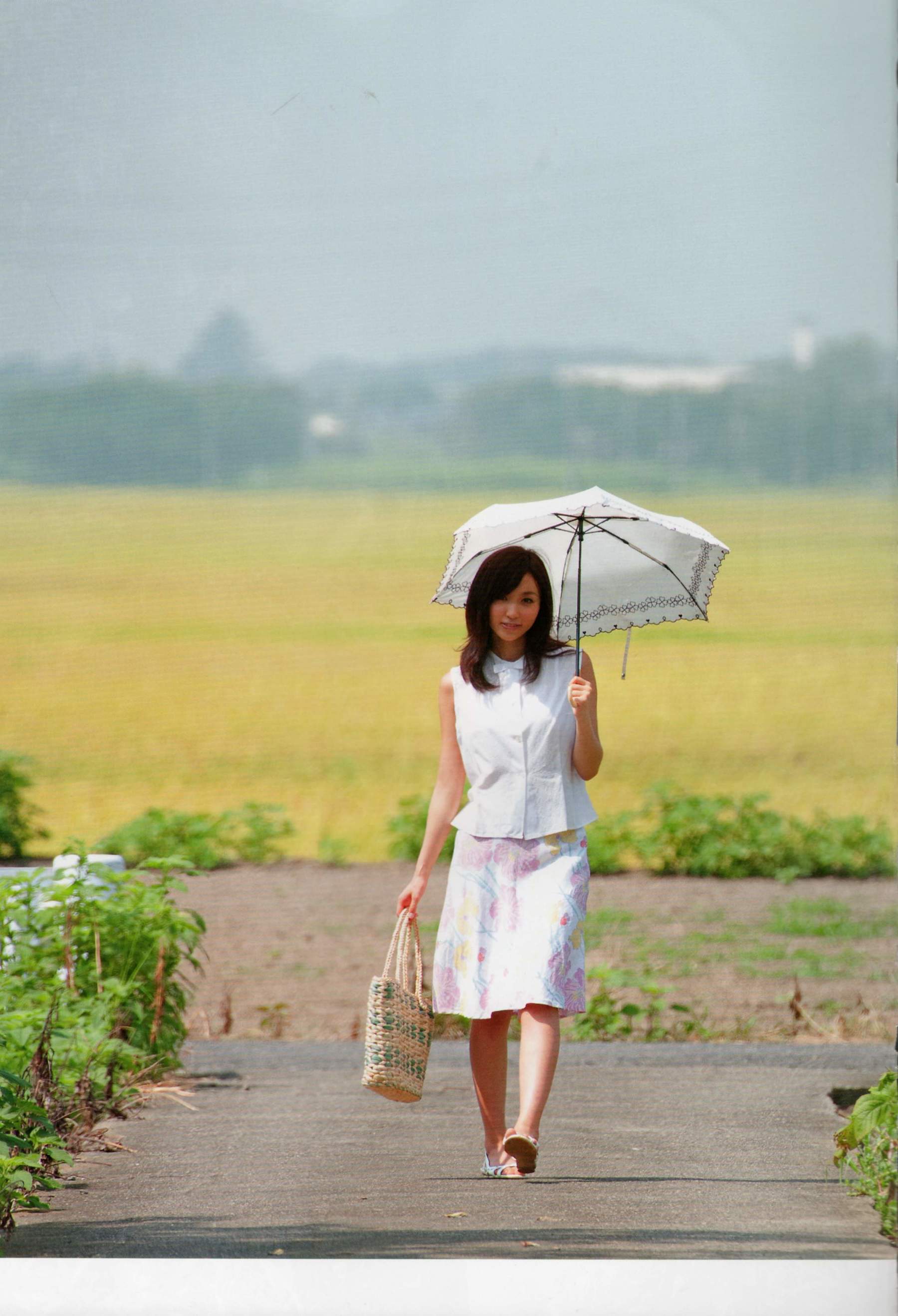 吉木りさ《Sekirara》 [PhotoBook]