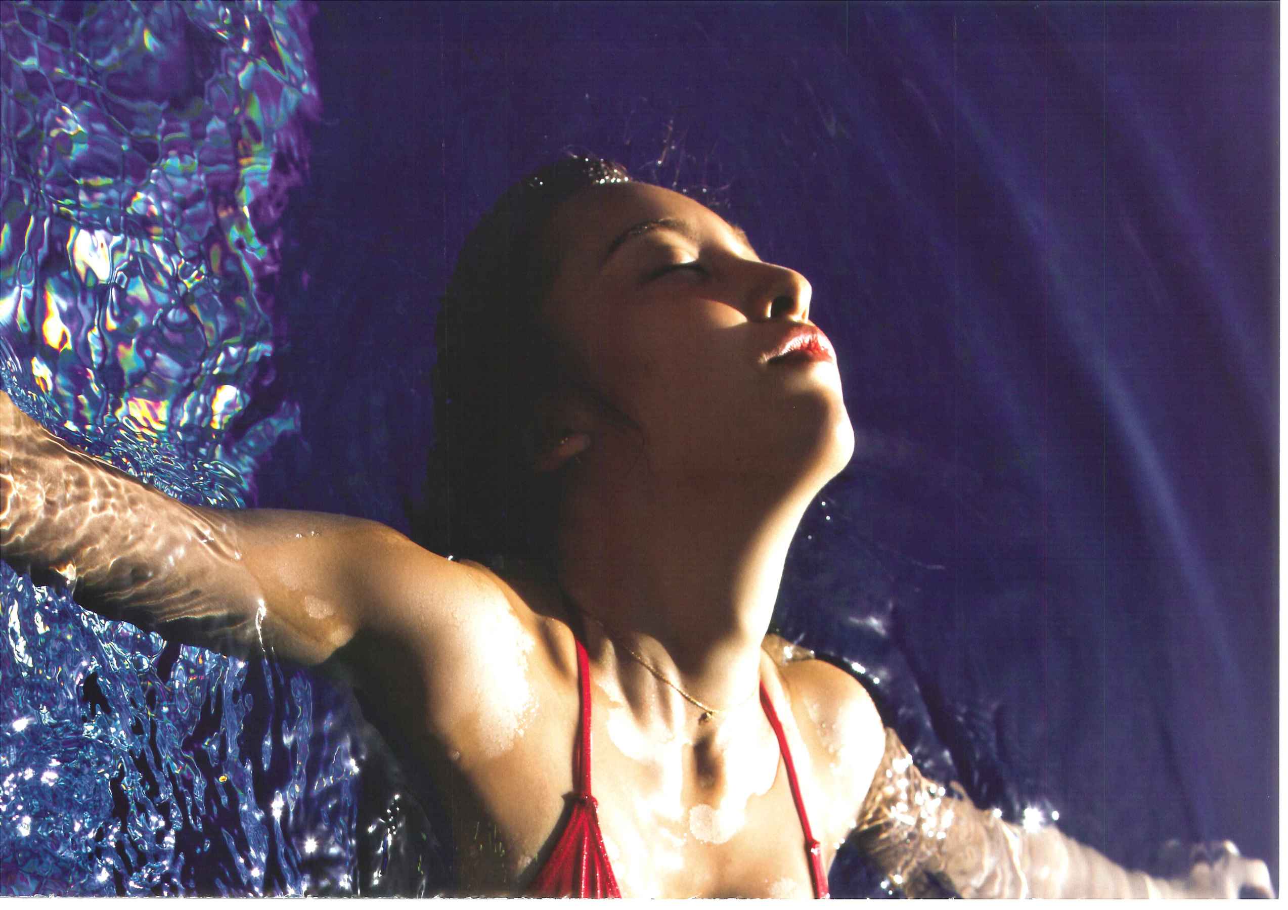 板野友美《release》 [PhotoBook]