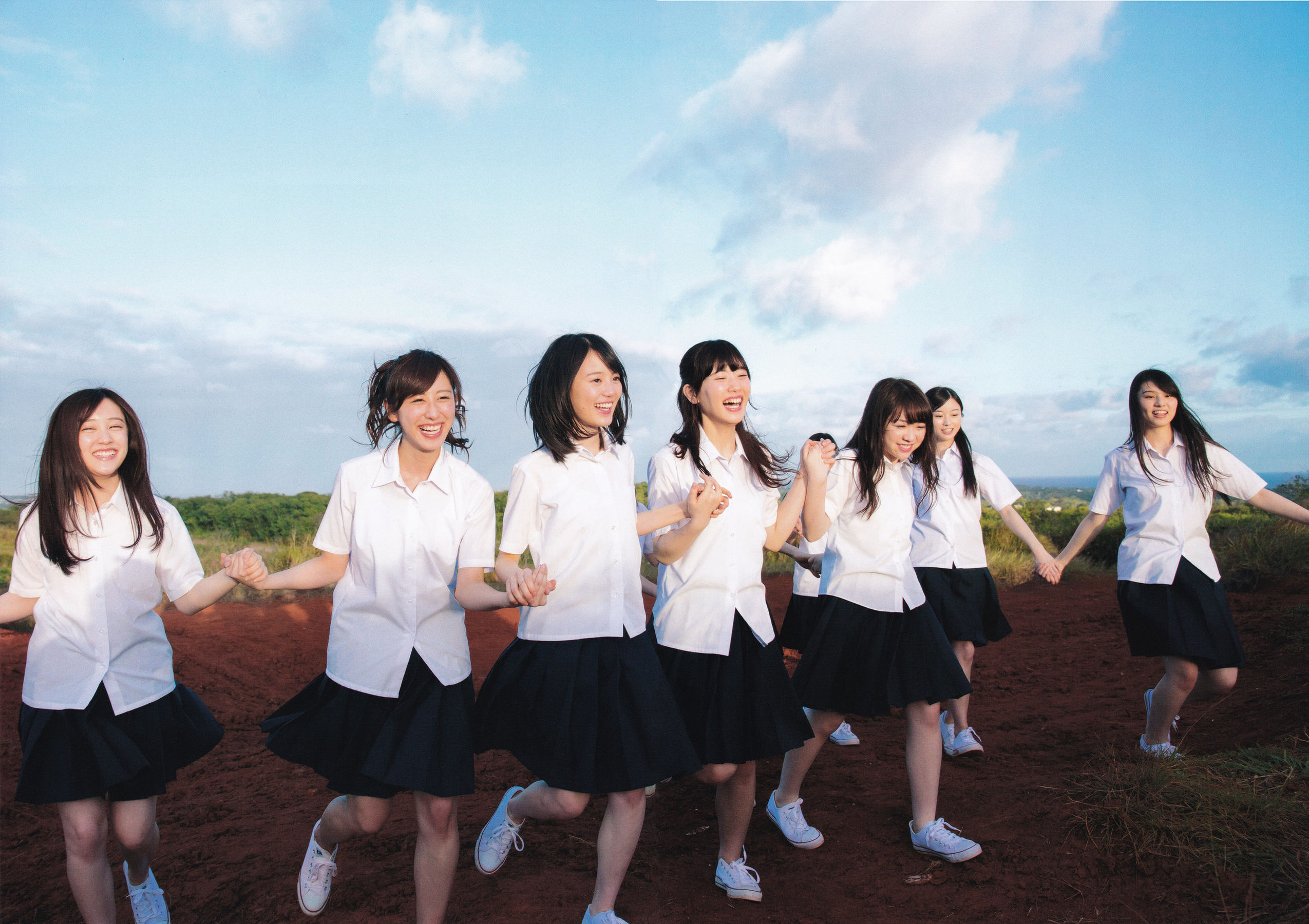 乃木坂46《极品正统清纯少女组合》 [PhotoBook]