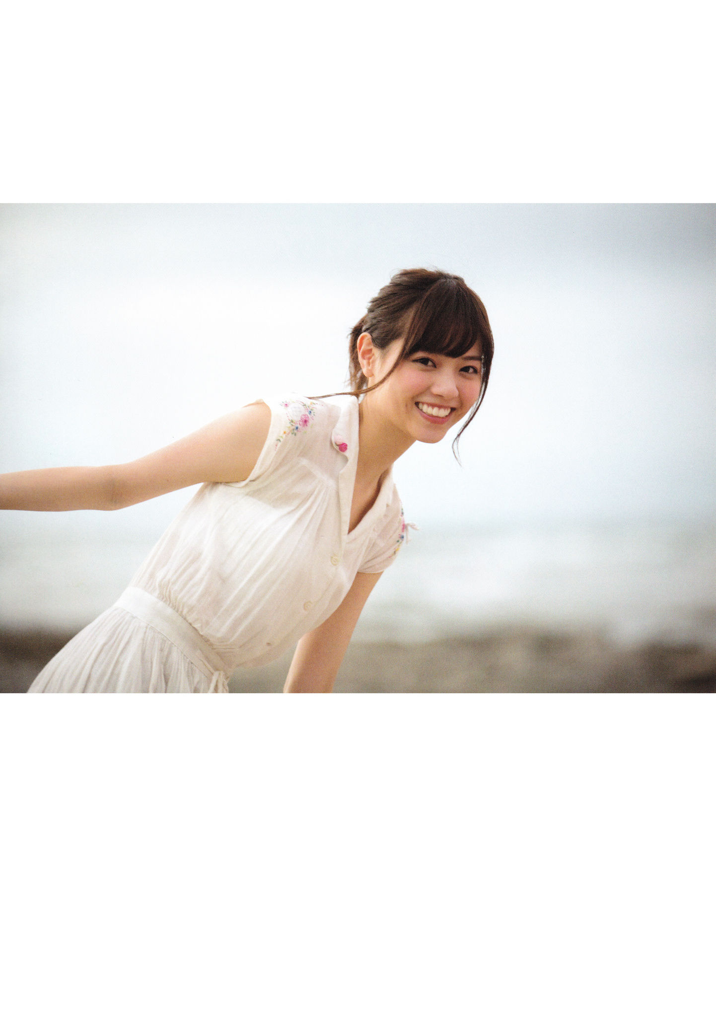 乃木坂46《极品正统清纯少女组合》 [PhotoBook]