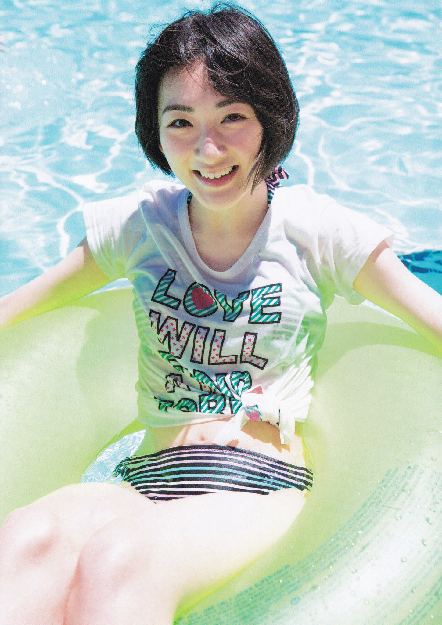 乃木坂46《极品正统清纯少女组合》 [PhotoBook]