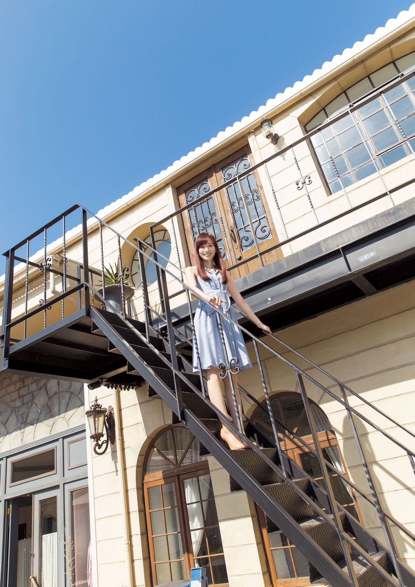 原色美人キャスター大図鑑2017《Cent Force Dprout & Kansai Fresh File》 [PhotoBook]