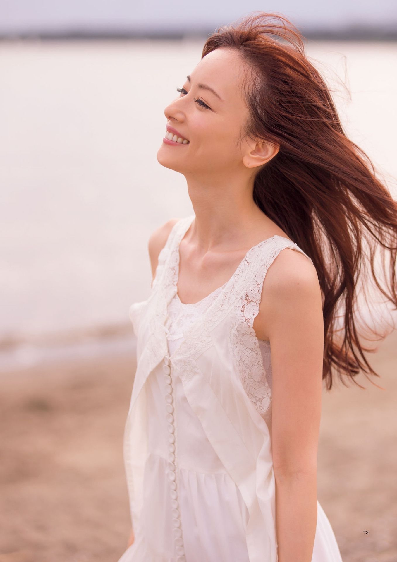 原色美人キャスター大図鑑2017《Cent Force Dprout & Kansai Fresh File》 [PhotoBook]