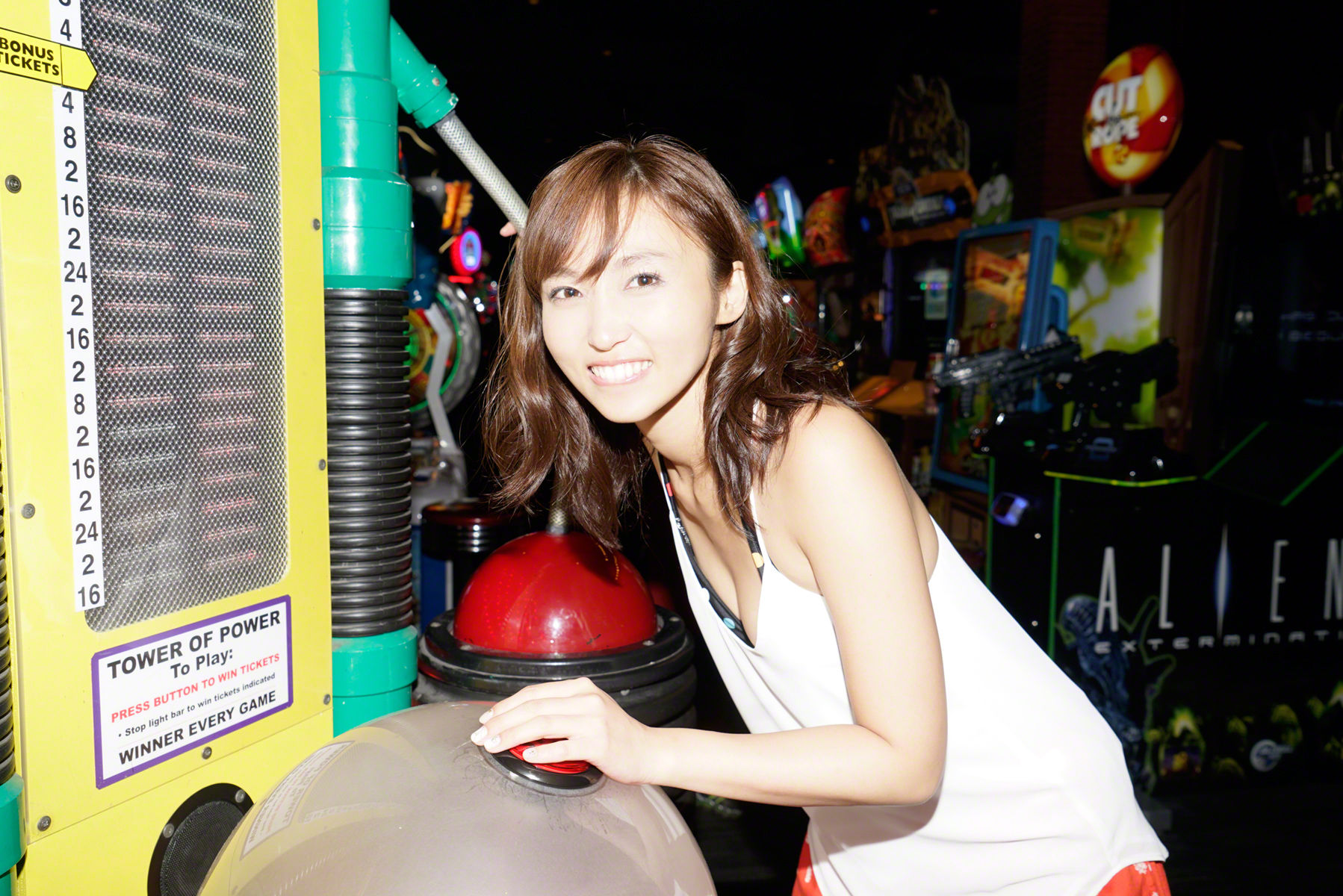 Risa Yoshiki 吉木りさ [Wanibooks] #153
