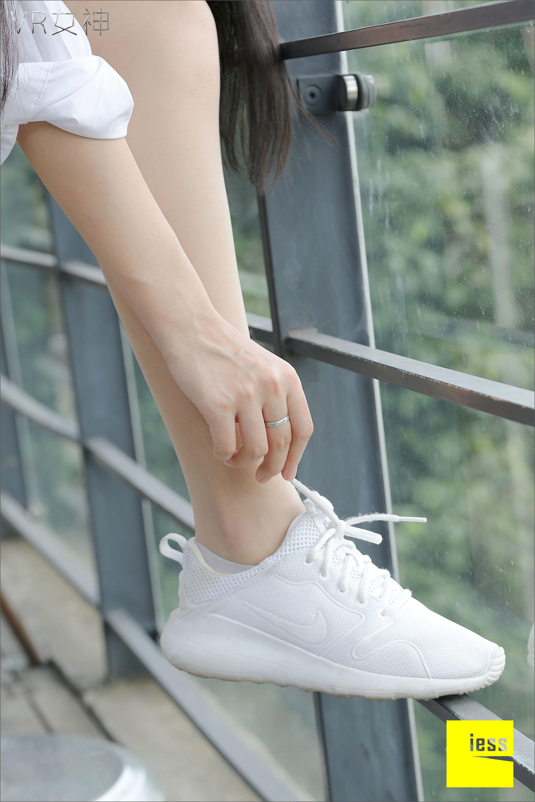 丝足便当004 SASA 《白球鞋的丝足梦游》[IESS异思趣向]