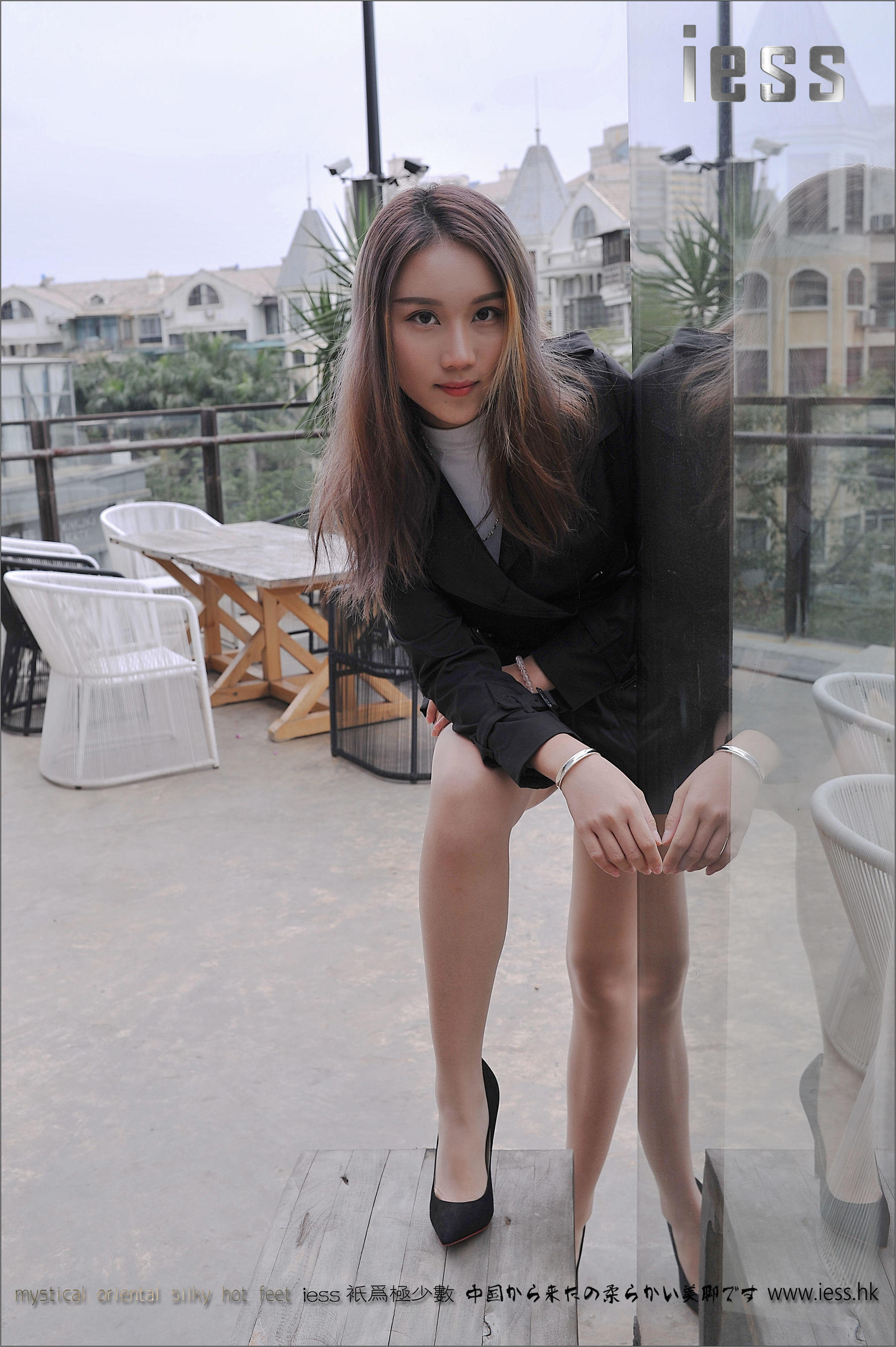 丝足便当053  羽羽 《羽-经典》[IESS异思趣向]