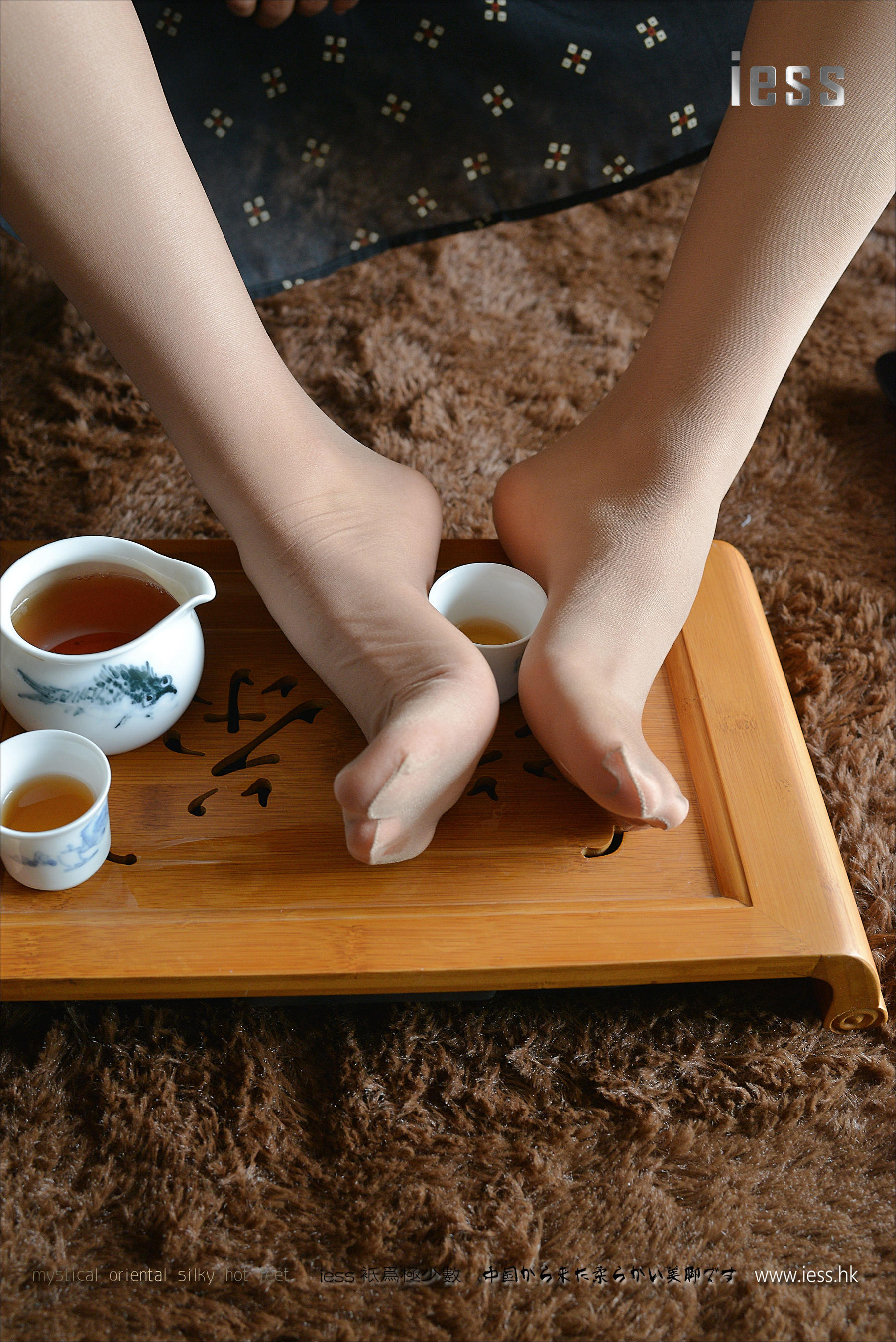 丝足便当068 小C 《请茶》[IESS异思趣向]