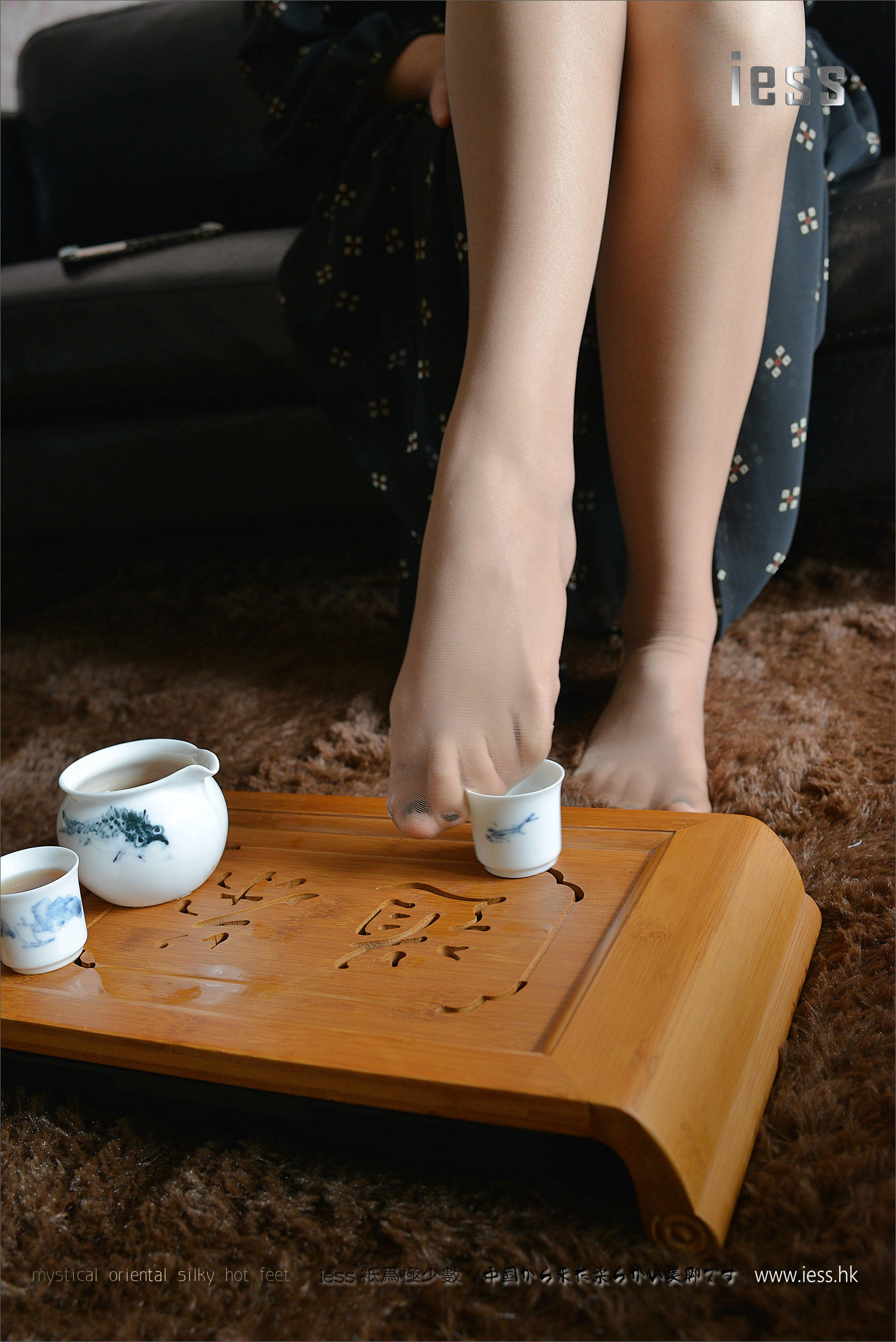 丝足便当068 小C 《请茶》[IESS异思趣向]