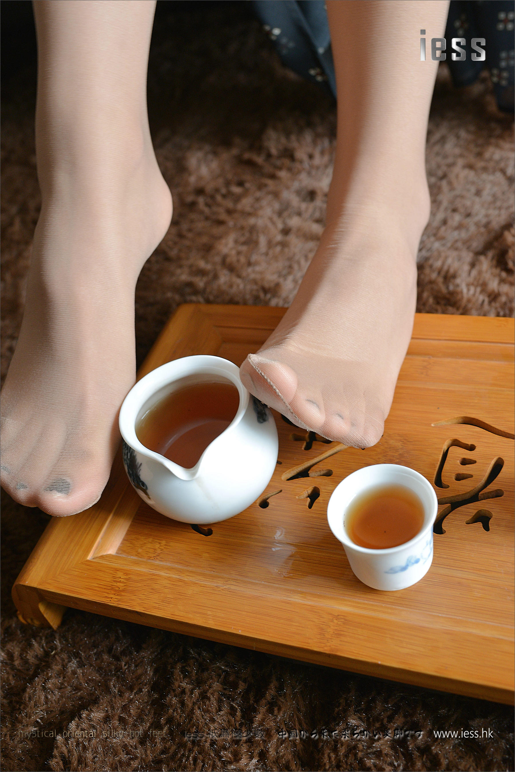 丝足便当068 小C 《请茶》[IESS异思趣向]