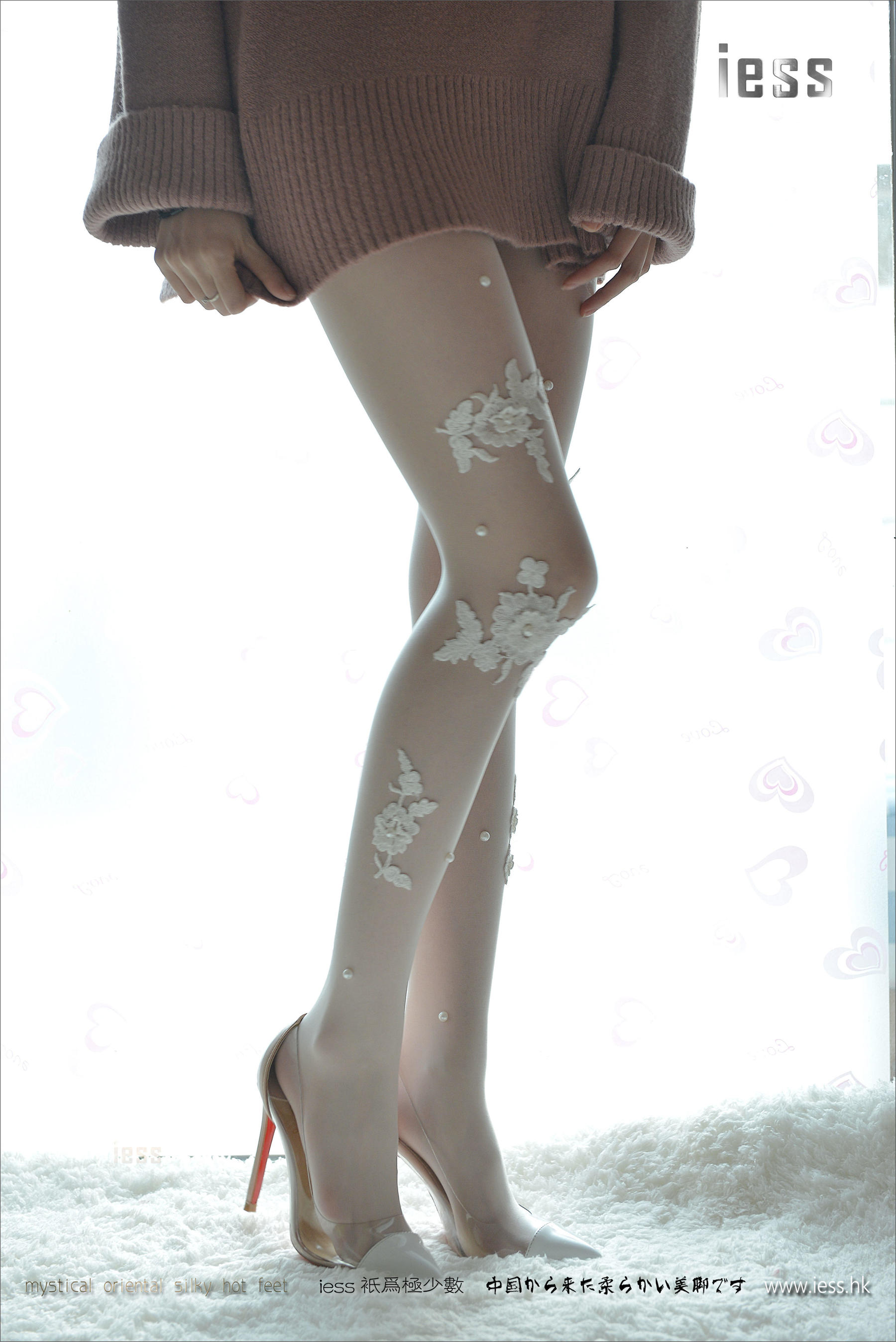 丝足便当083 佳佳 《雪莲花》[IESS异思趣向]