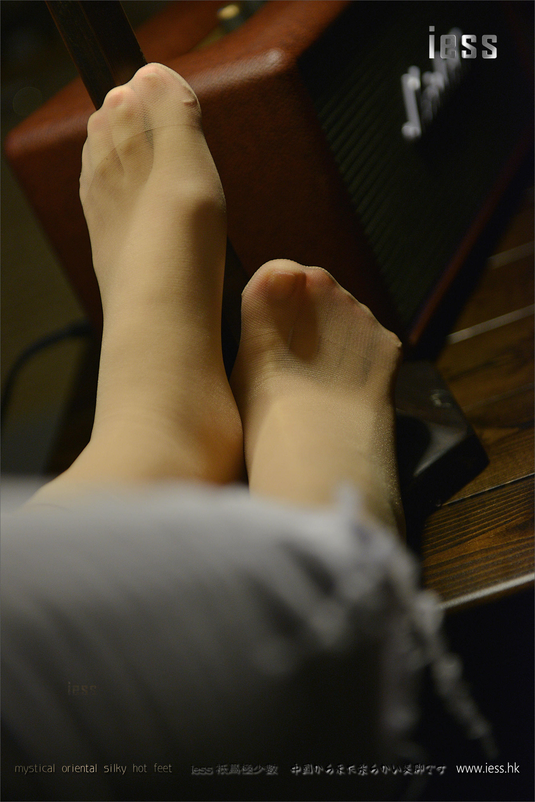 丝足便当090 小夕 《短肉丝特写典藏》[IESS异思趣向]