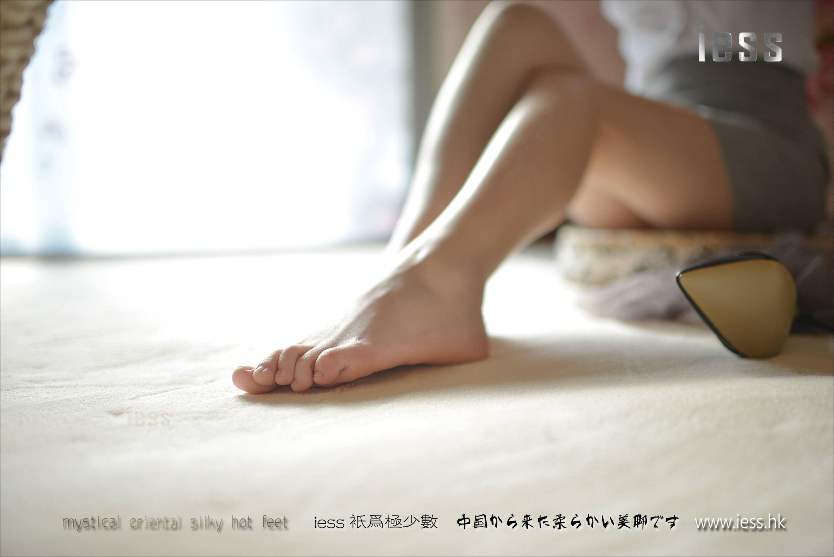 丝足便当111 小夕 《脱丝连续图》[IESS异思趣向]