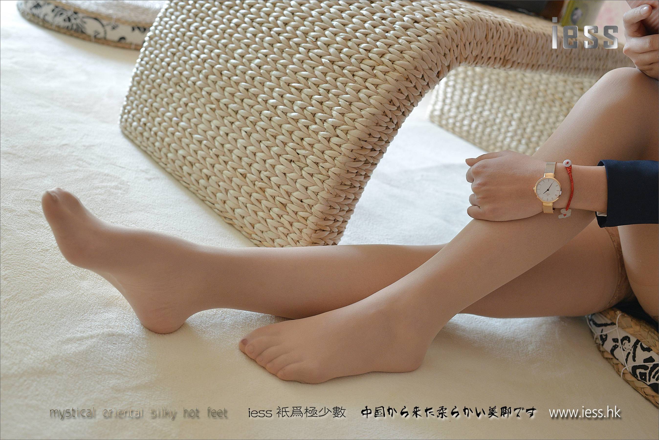 丝足便当113 张馨月 《我的学姐叫荡漾-前传》[IESS异思趣向]
