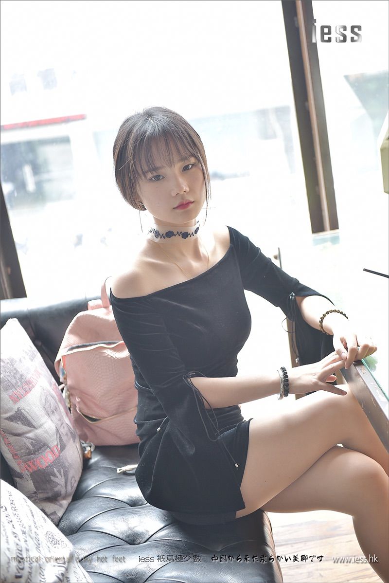 丝足便当118 琪琪 《琪琪的超薄肉丝足底》[IESS异思趣向]