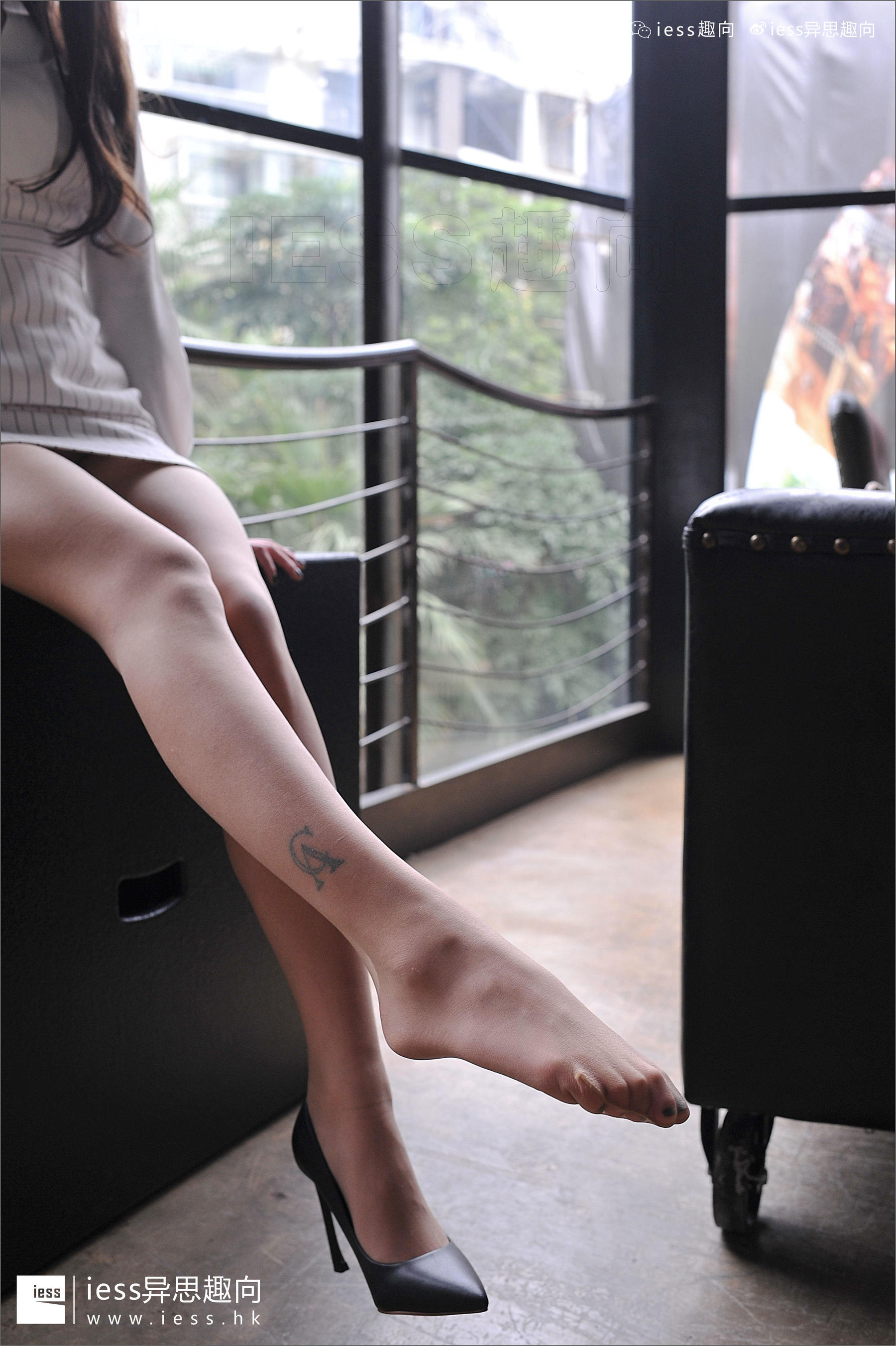 丝足便当119 潇潇 《黑丝女神的肉丝秀 》[IESS异思趣向]