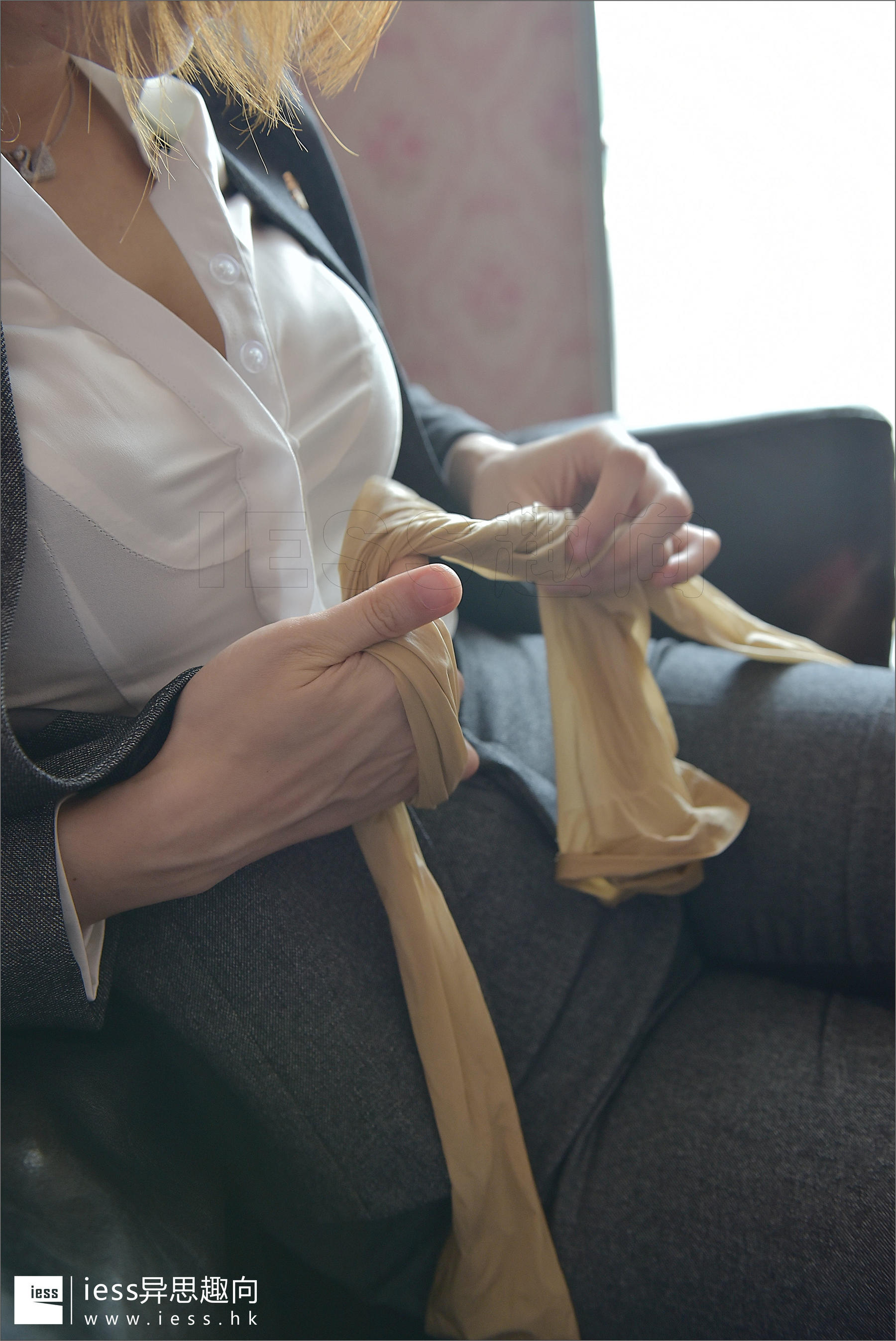 丝足便当125 赵老师 《制服、丝袜和赵老师》[IESS异思趣向]