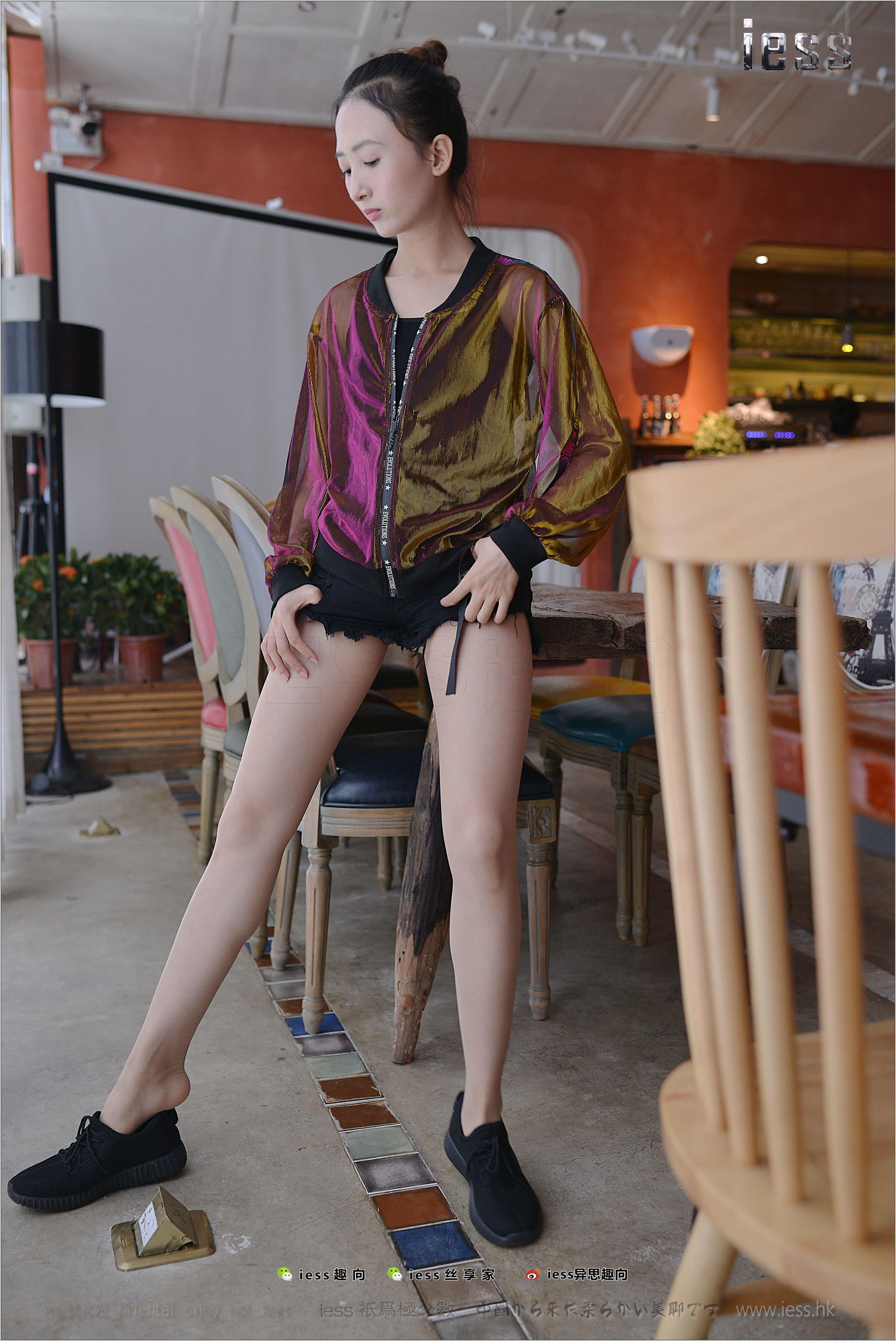 丝足便当155 小莫《momo的运动鞋 》[IESS异思趣向]