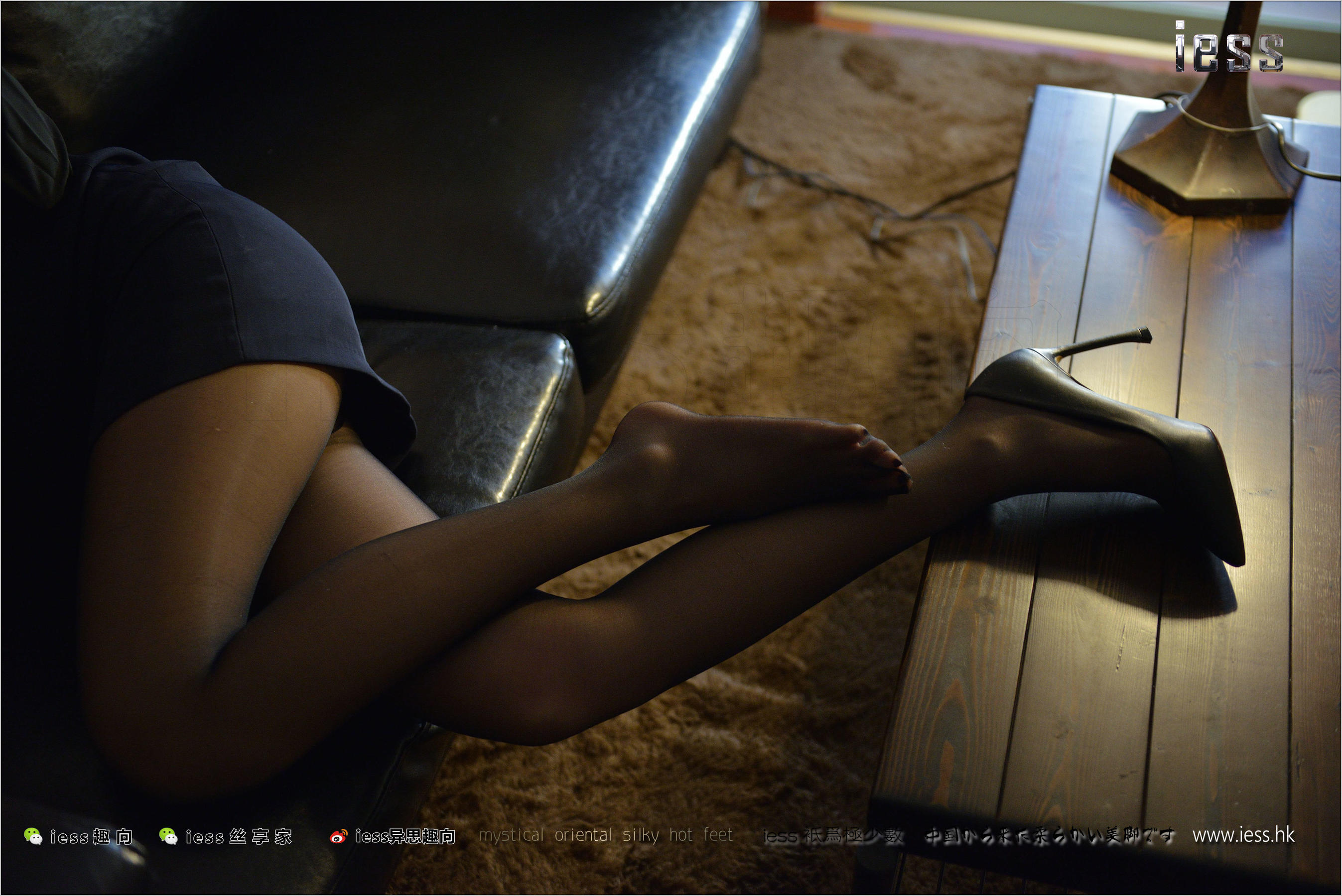 丝足便当168 潇潇 《黑丝女神黑丝秀》[IESS异思趣向]