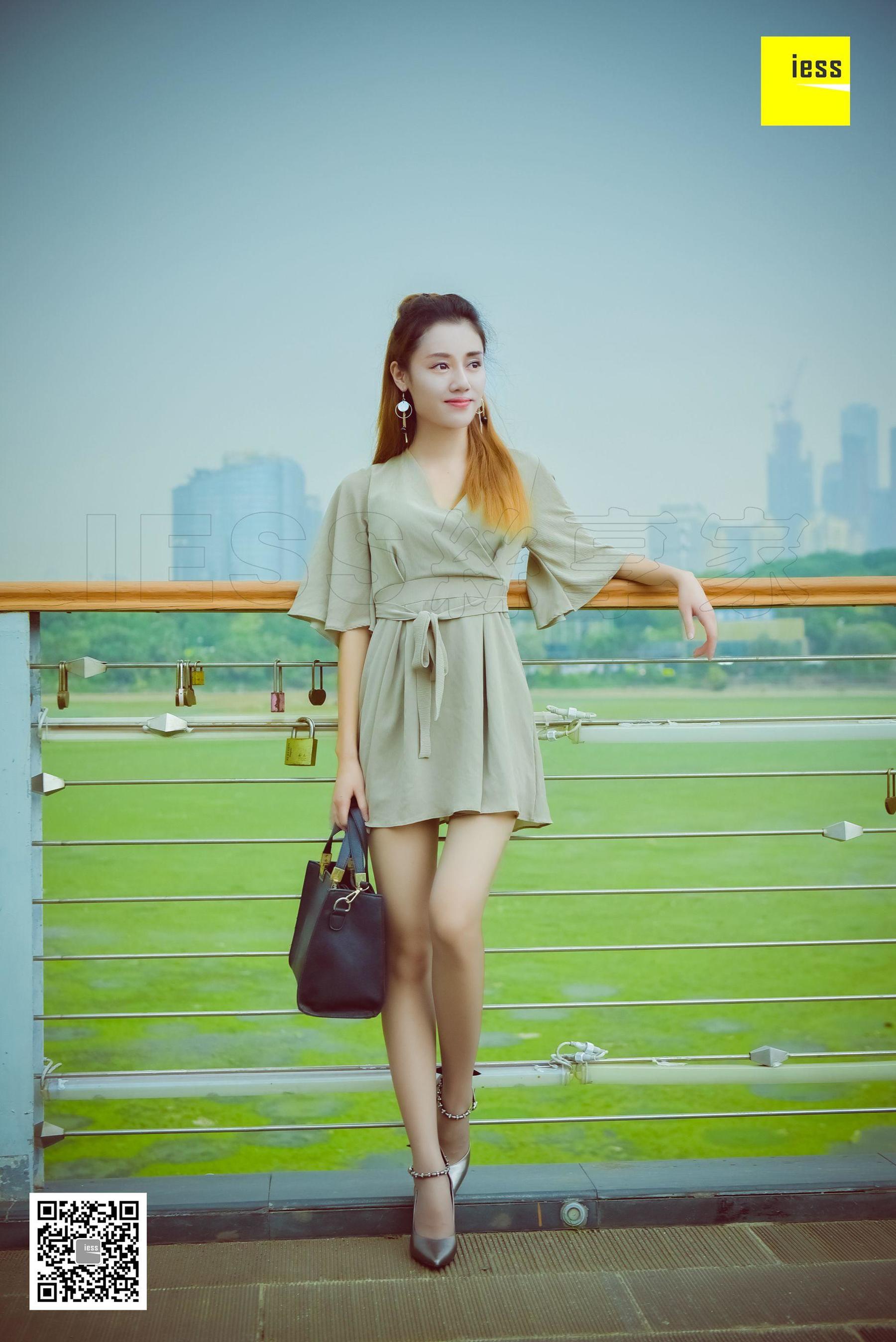 丝享家123 晶晶 《闪光灯下的灰丝》[IESS异思趣向]