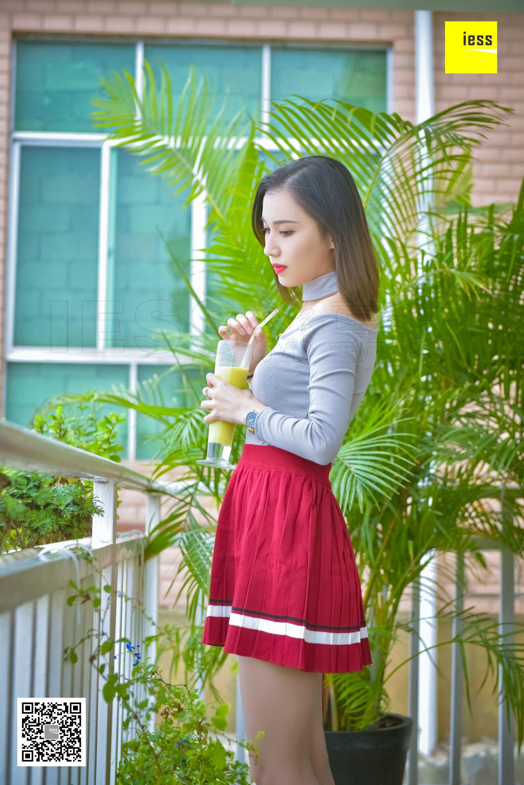 丝享家135 君君 《绝美辣妈的风情凉鞋》[IESS异思趣向]
