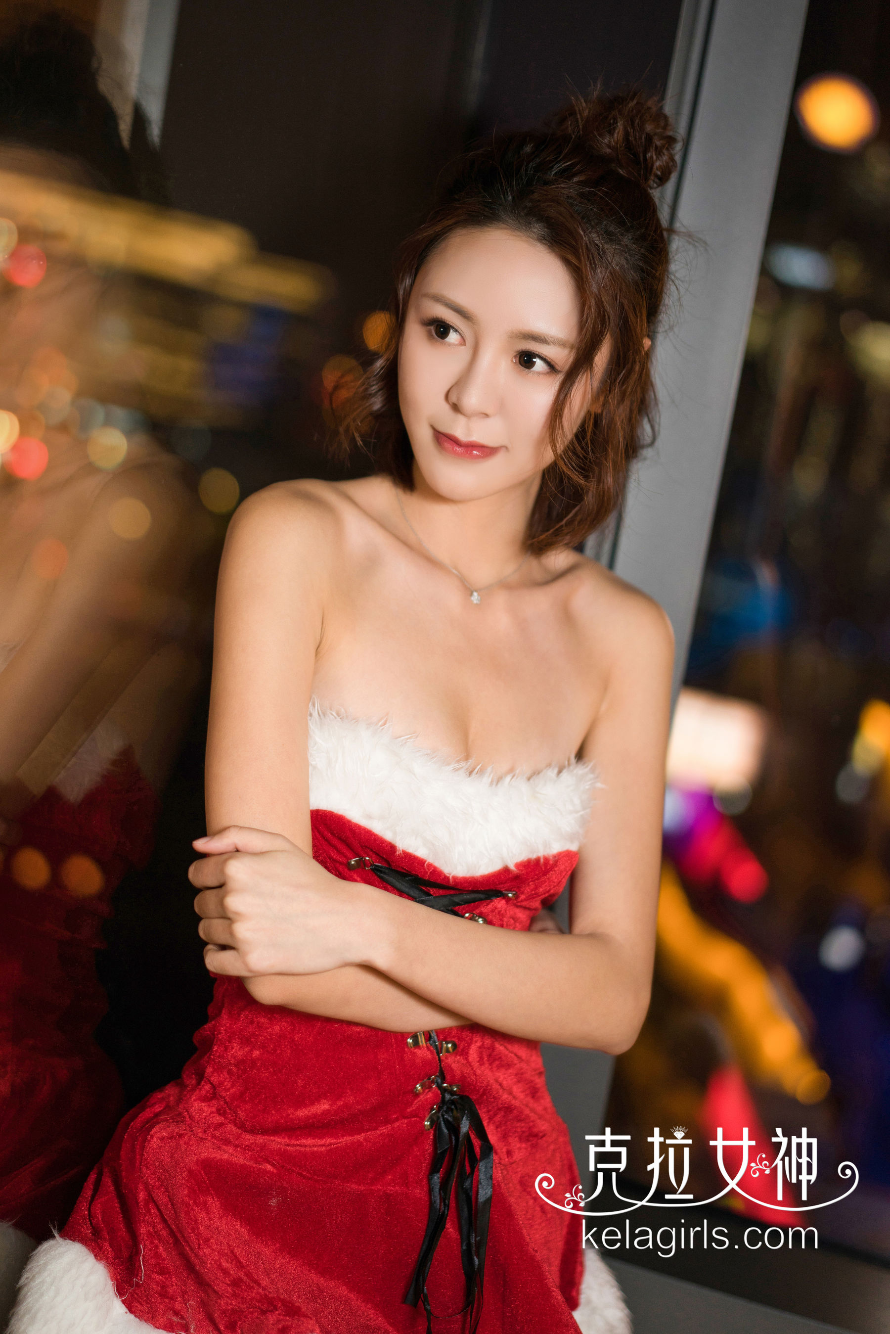 昕予《缤纷平安夜》 [克拉女神Kelagirls]