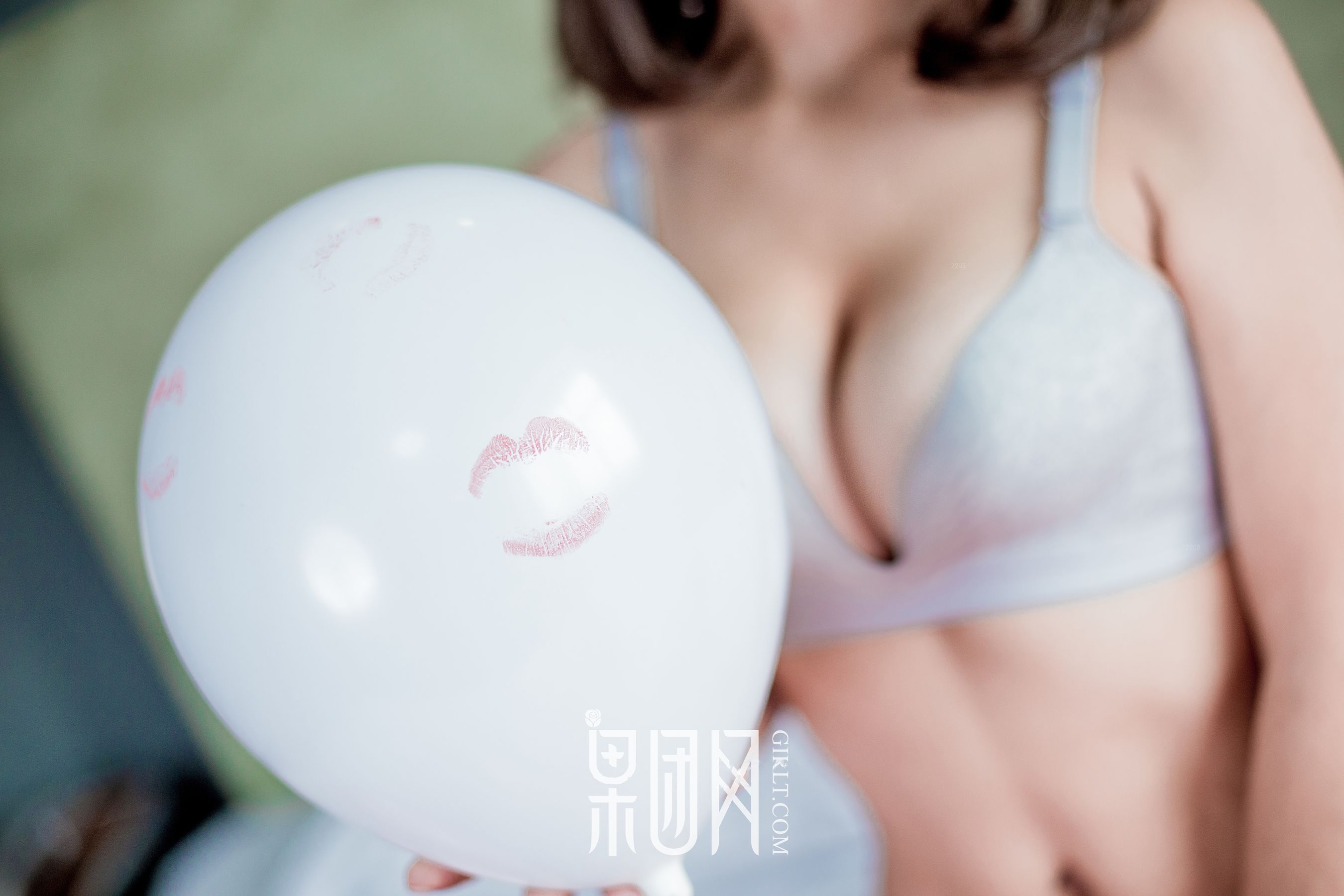《美胸&气球，丰盈&脆弱！》 [果团网Girlt] No.108
