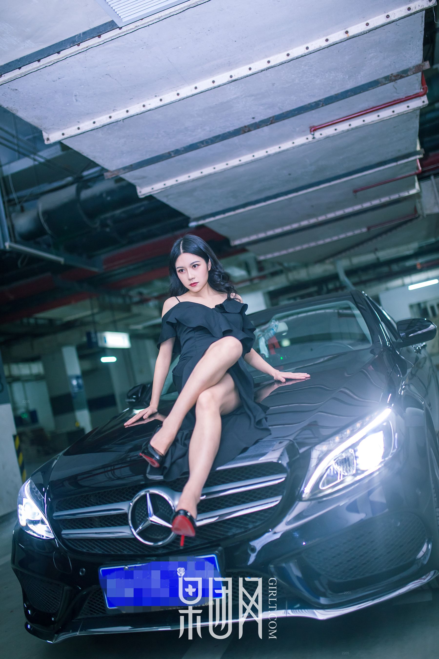 微微《美女vs豪车，你选择哪个！》 [果团网Girlt] No.107