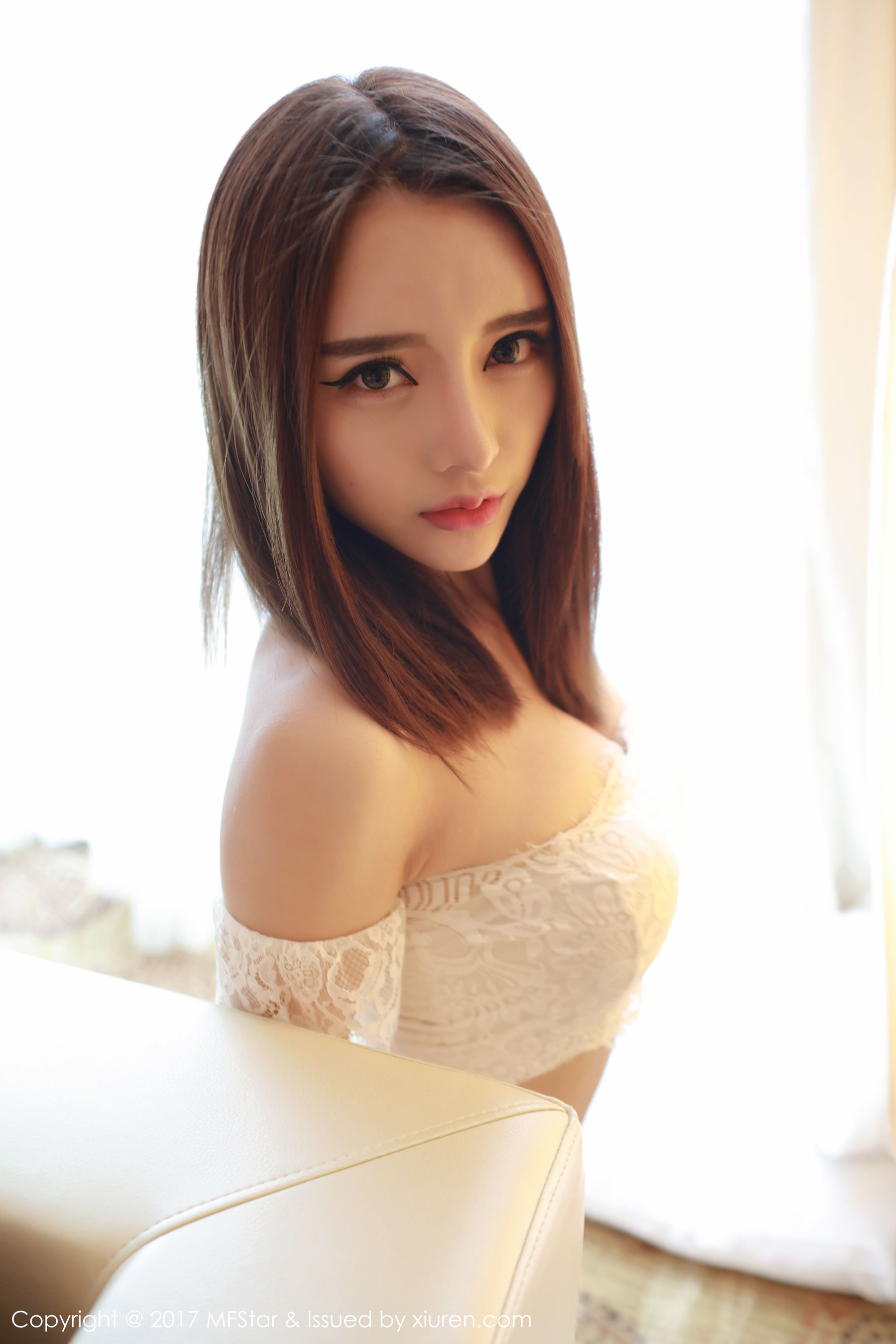 璐璐《白色蕾丝内衣》 [模范学院MFStar] VOL.113