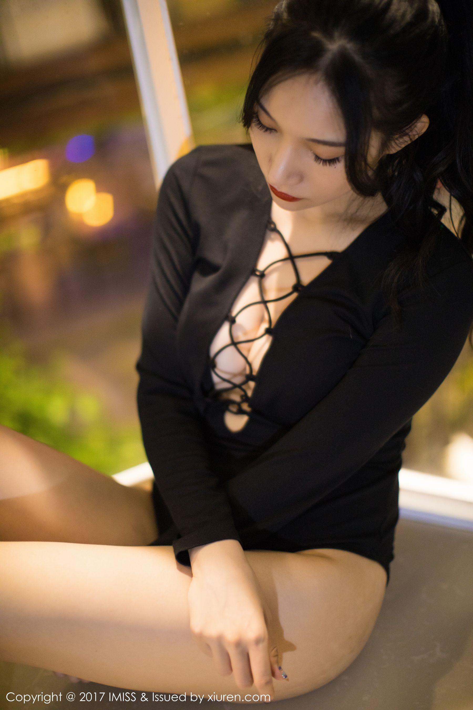 小狐狸Sica《黑色私房性感美腿》 [爱蜜社IMiss] VOL.194