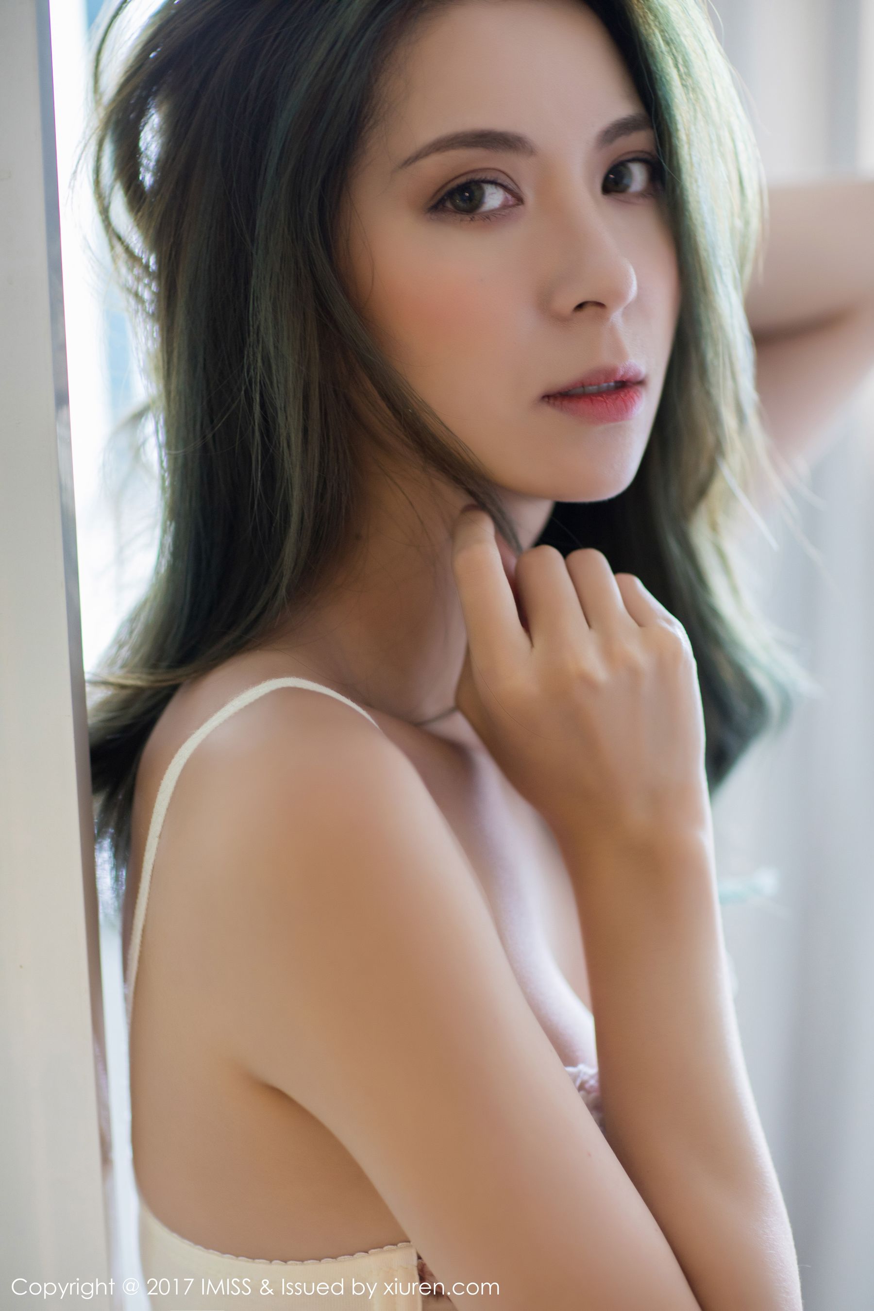 气质美女@陈良玲carry第二套写真 [爱蜜社IMiss] VOL.204