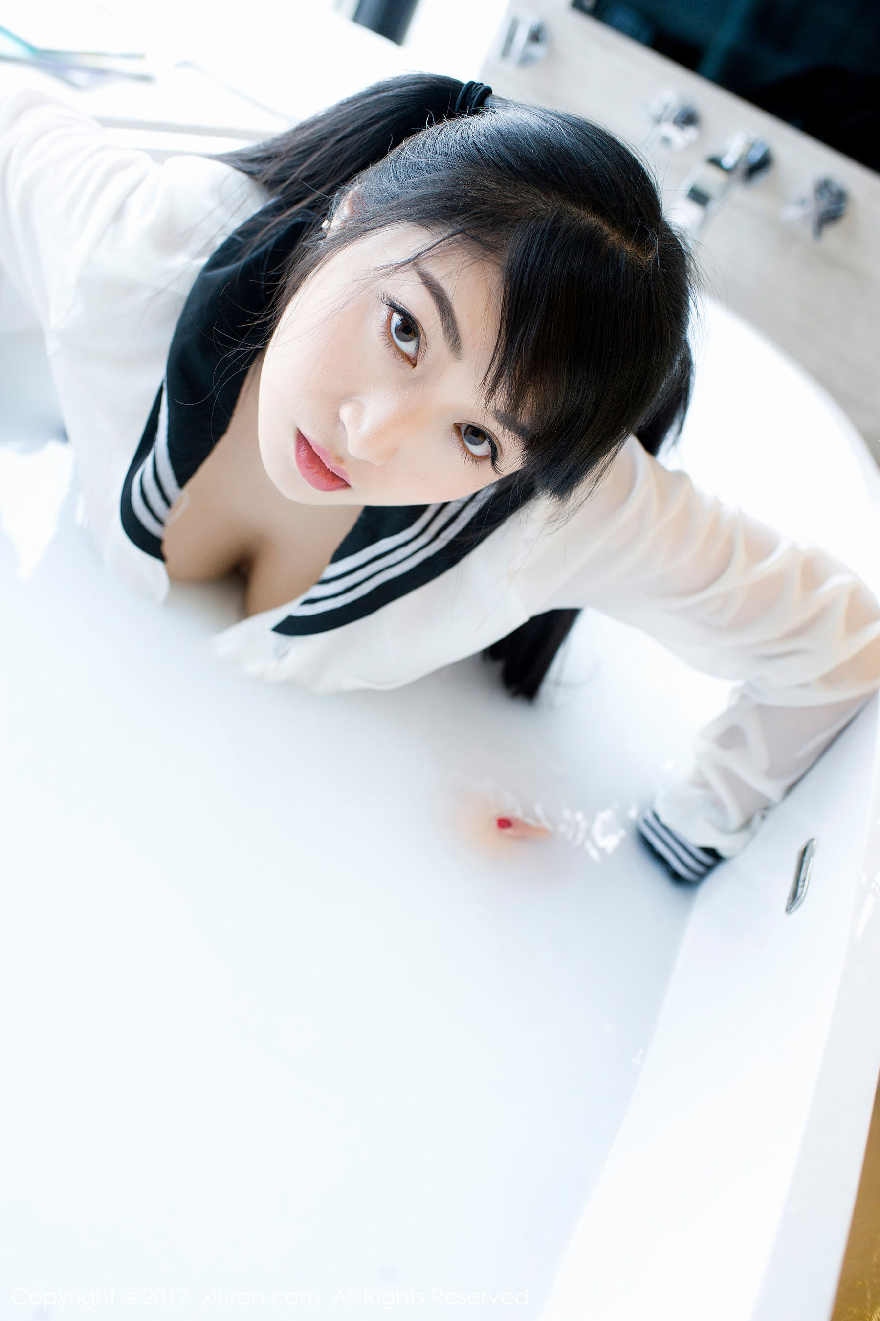 盼盼龙女sunny《牛奶浴学生装+透明学生装+黑色乳贴》 [秀人XiuRen] NO.853