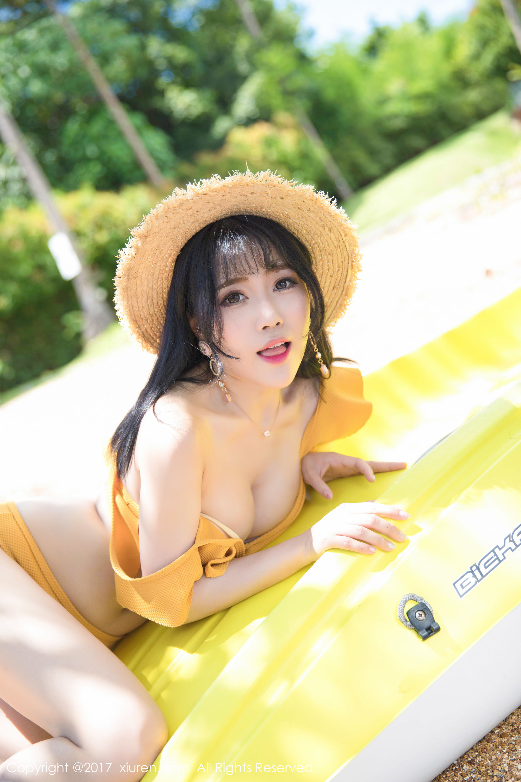 兜豆靓Youlina《田园风仙子》 [秀人XiuRen] NO.855