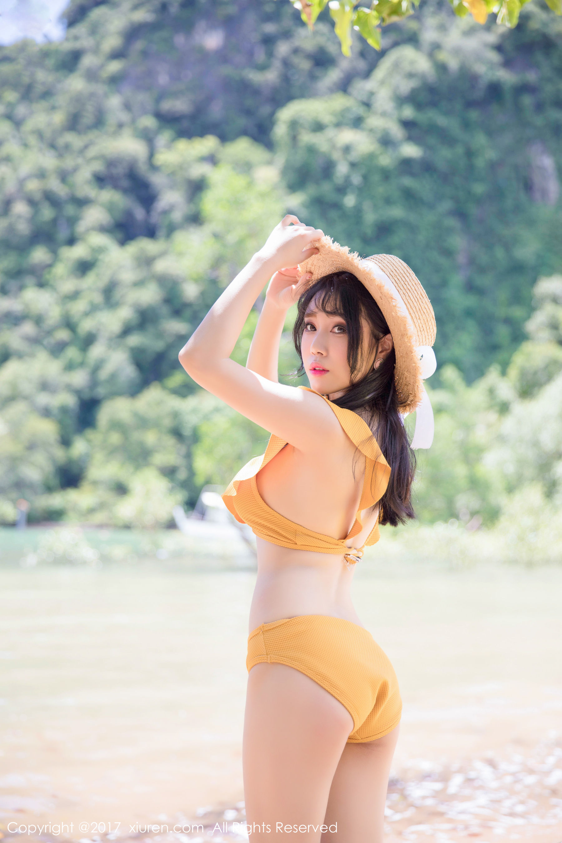 兜豆靓Youlina《田园风仙子》 [秀人XiuRen] NO.855