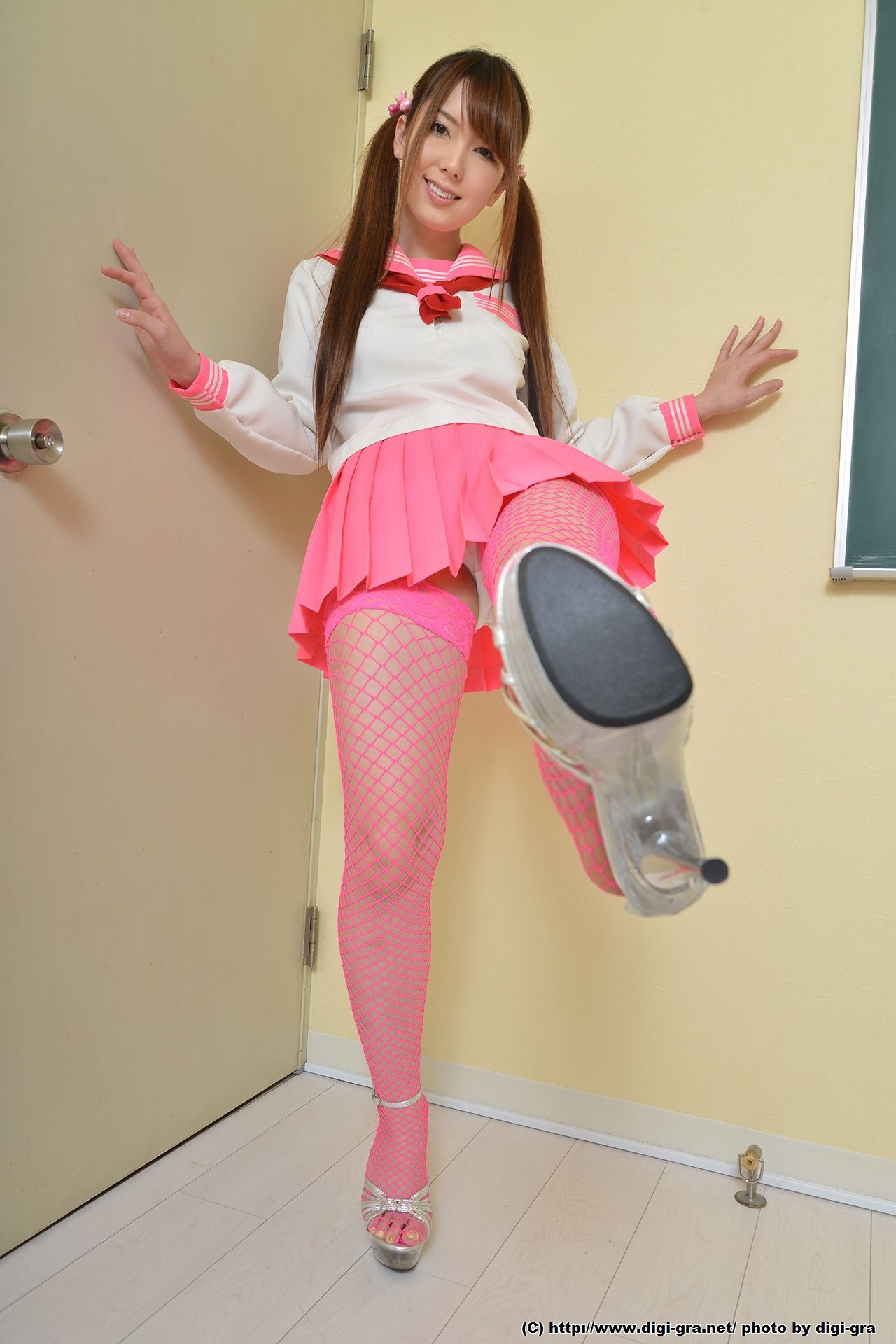 Yui Hatano 波多野結衣 红色丝袜学生制服 Set02 [Digi-Graデジグラ]